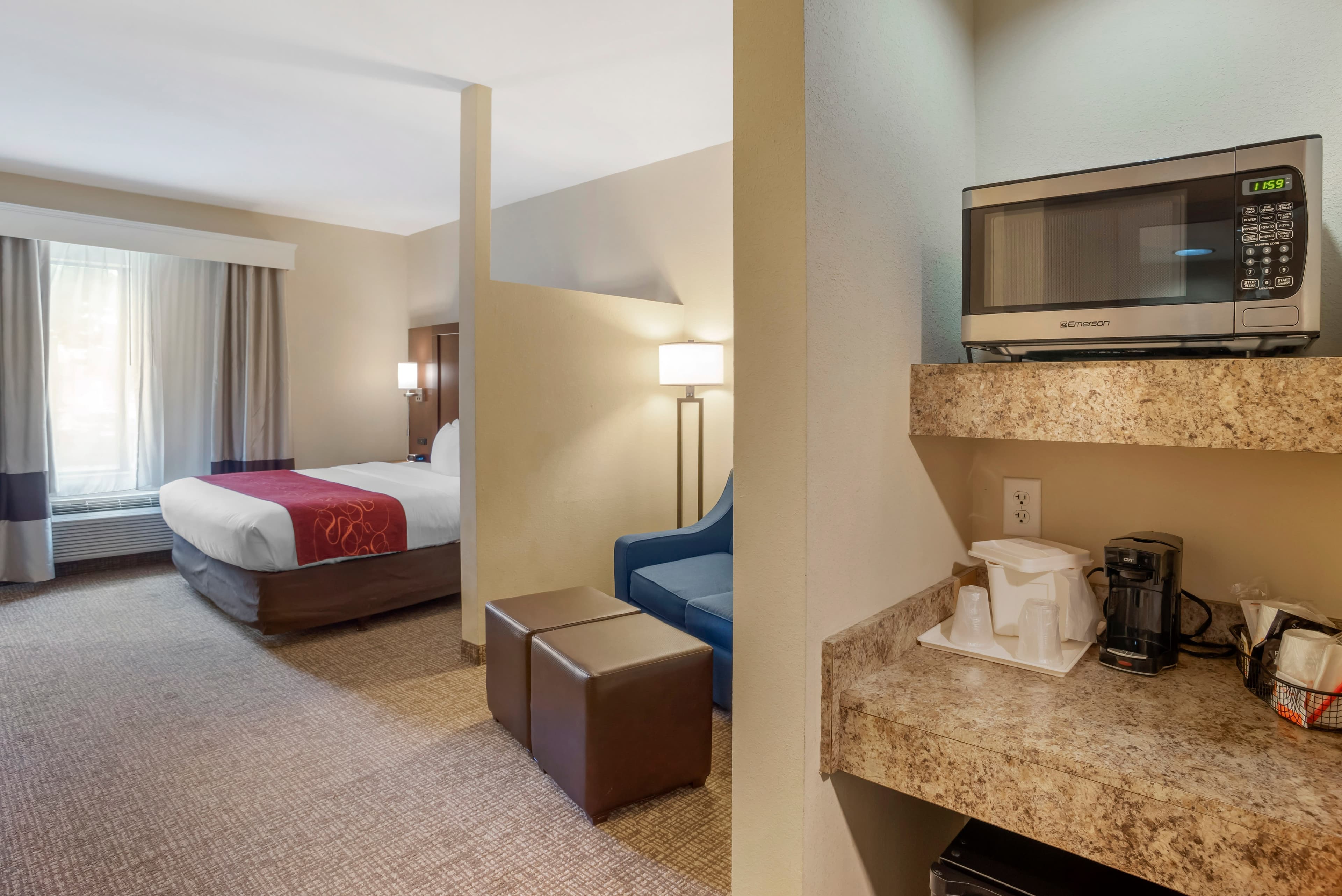 Comfort Suites Fredericksburg North — 13