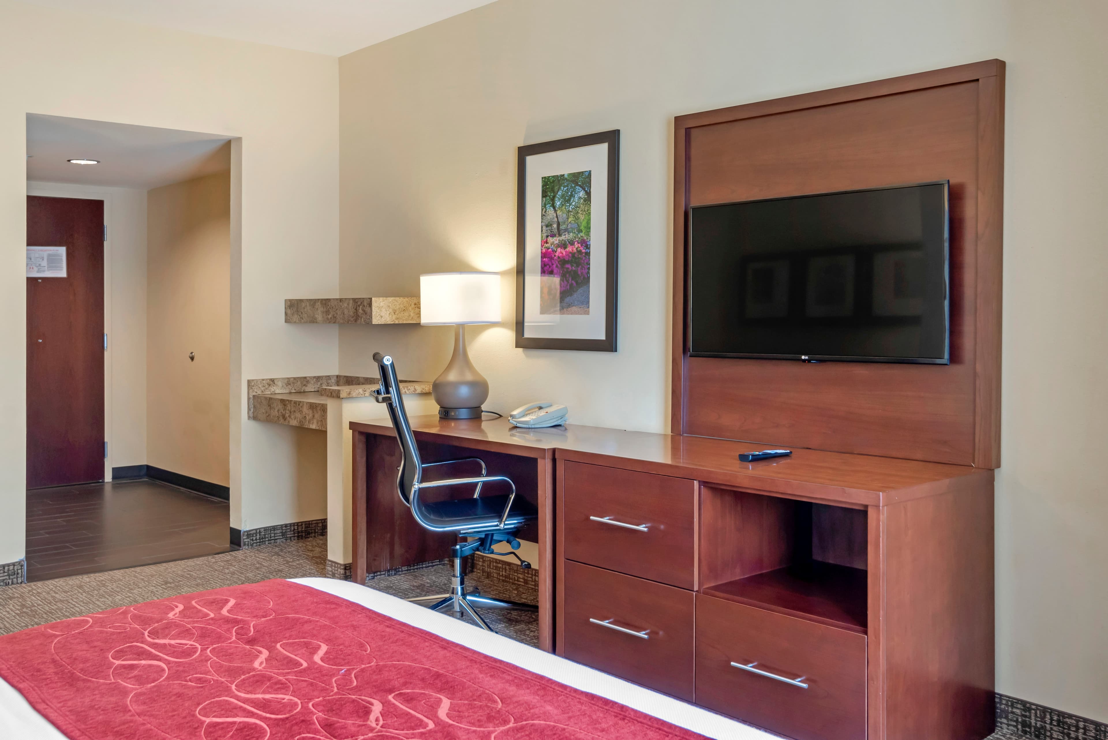 Comfort Suites Fredericksburg North — 17