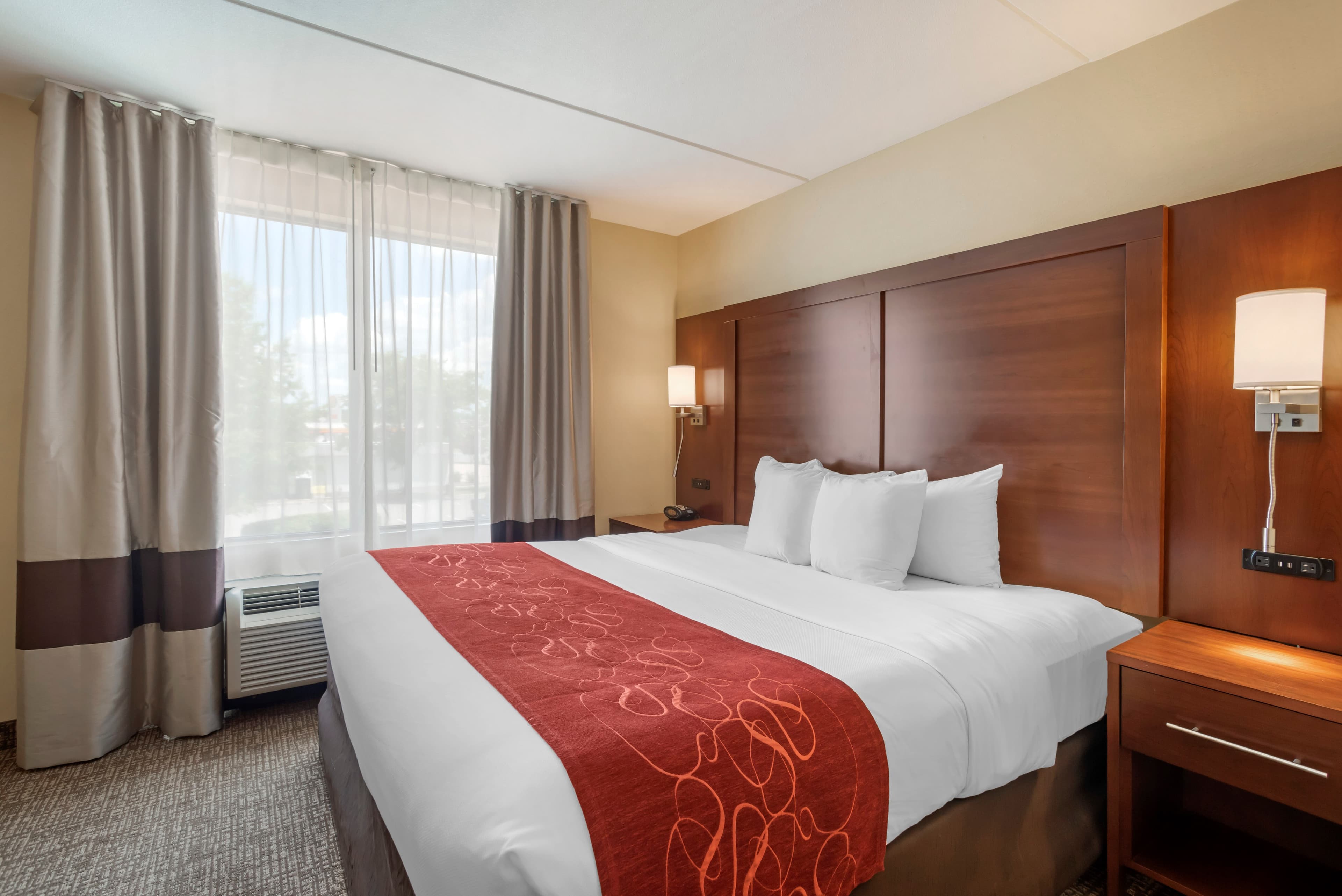 Comfort Suites Fredericksburg North — 35