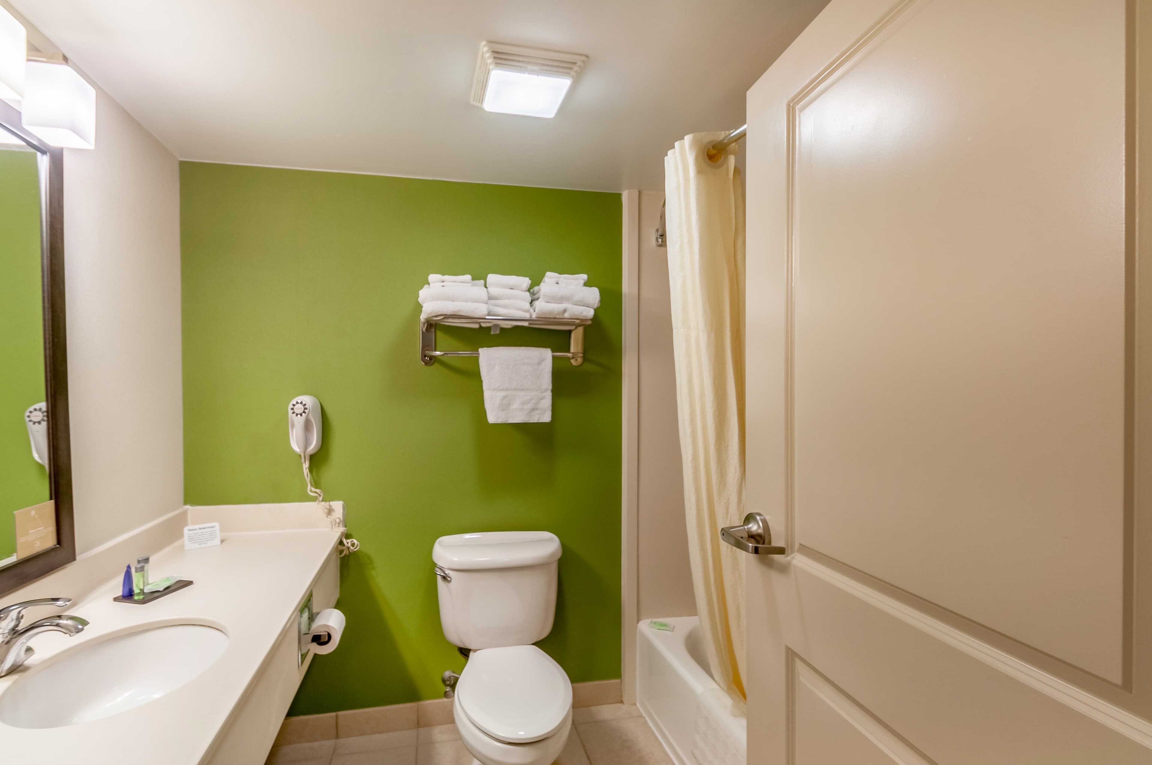 Sleep Inn & Suites Harrisonburg near University — 9