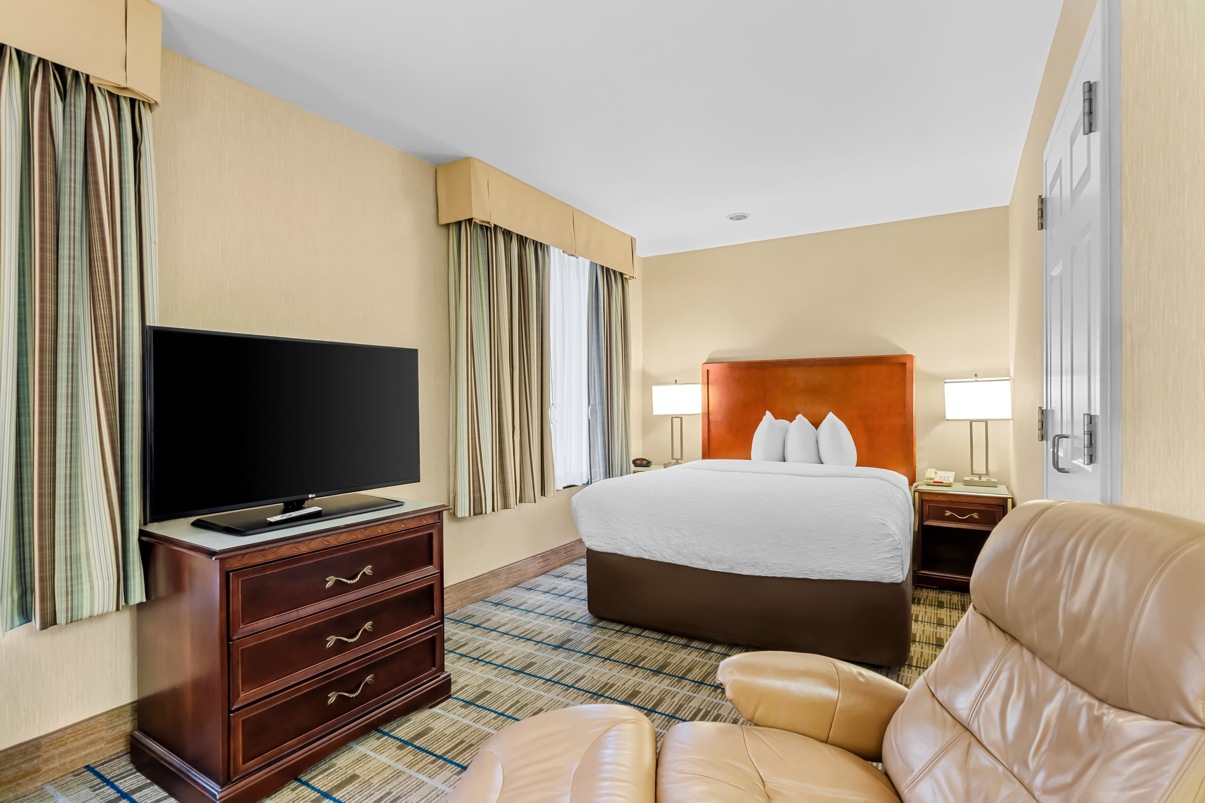 MainStay Suites Roanoke Airport — 9