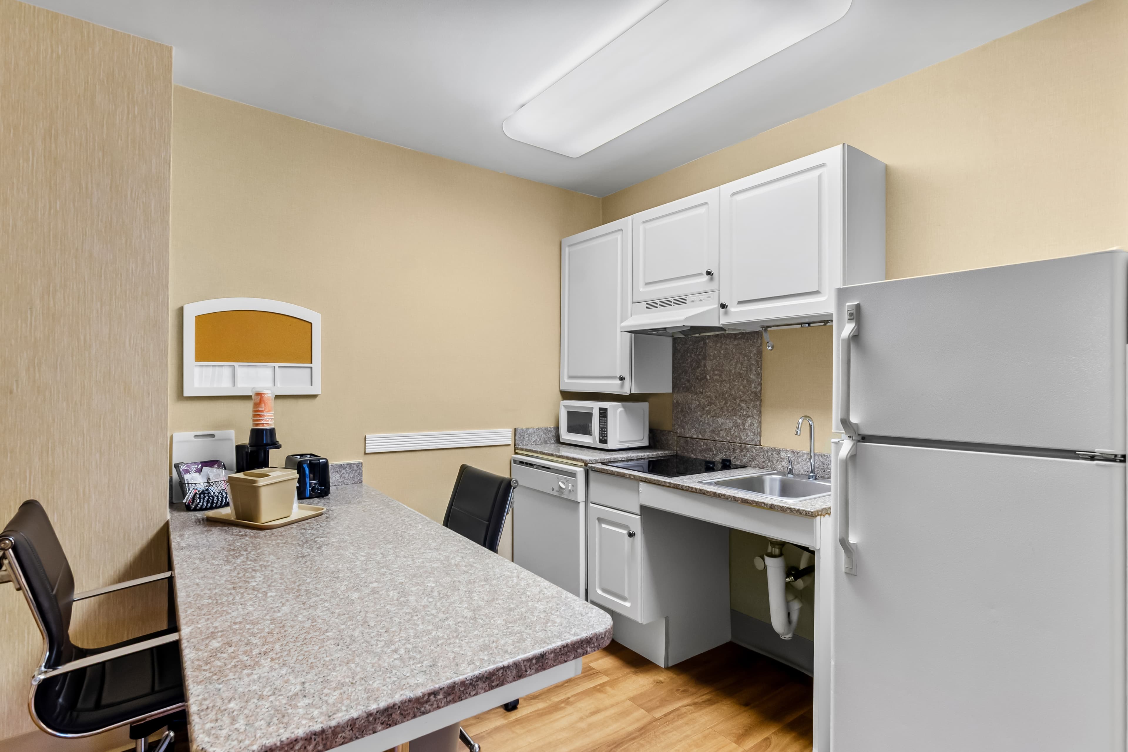 MainStay Suites Roanoke Airport — 11