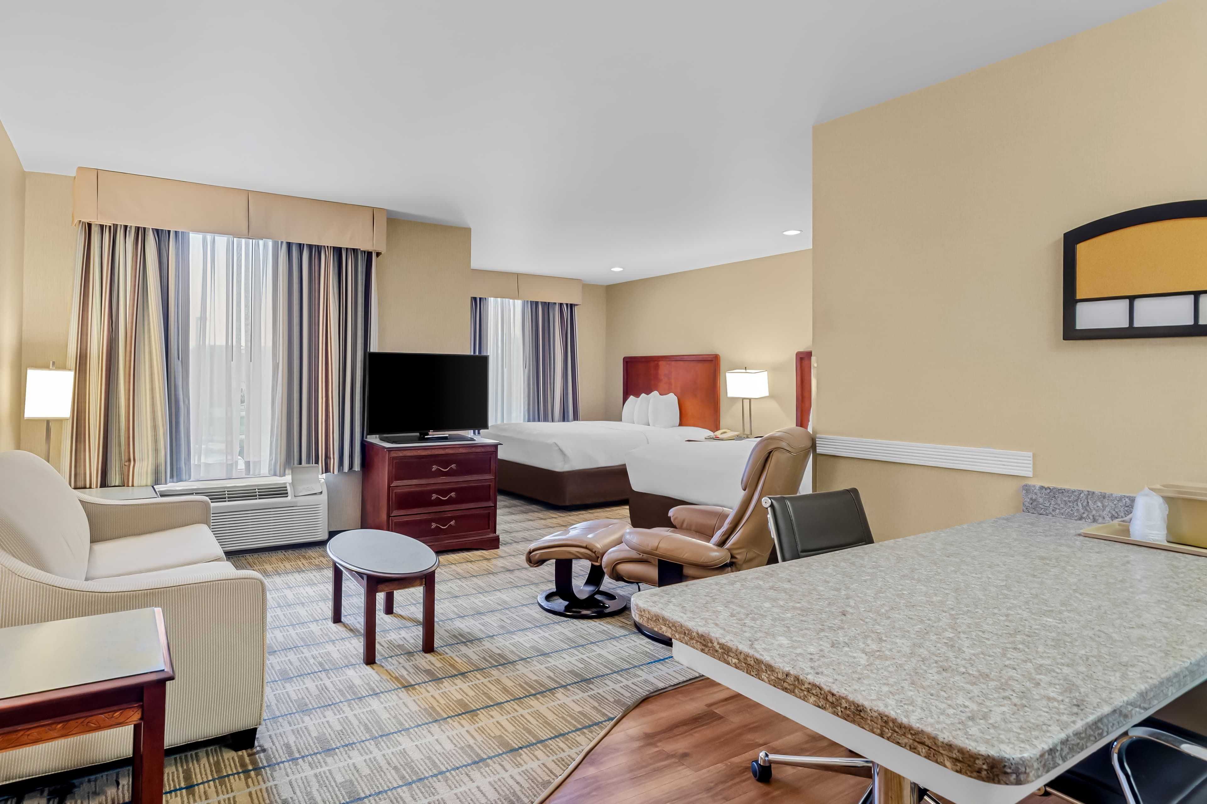 MainStay Suites Roanoke Airport — 34