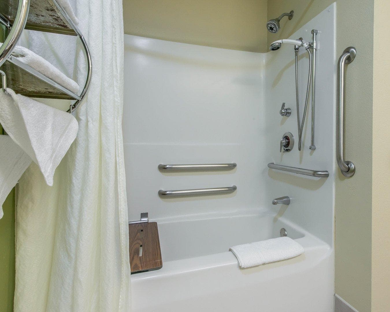Sleep Inn & Suites Winchester near University — 10