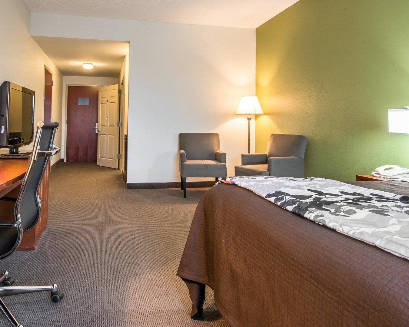 Sleep Inn & Suites Winchester near University — 8