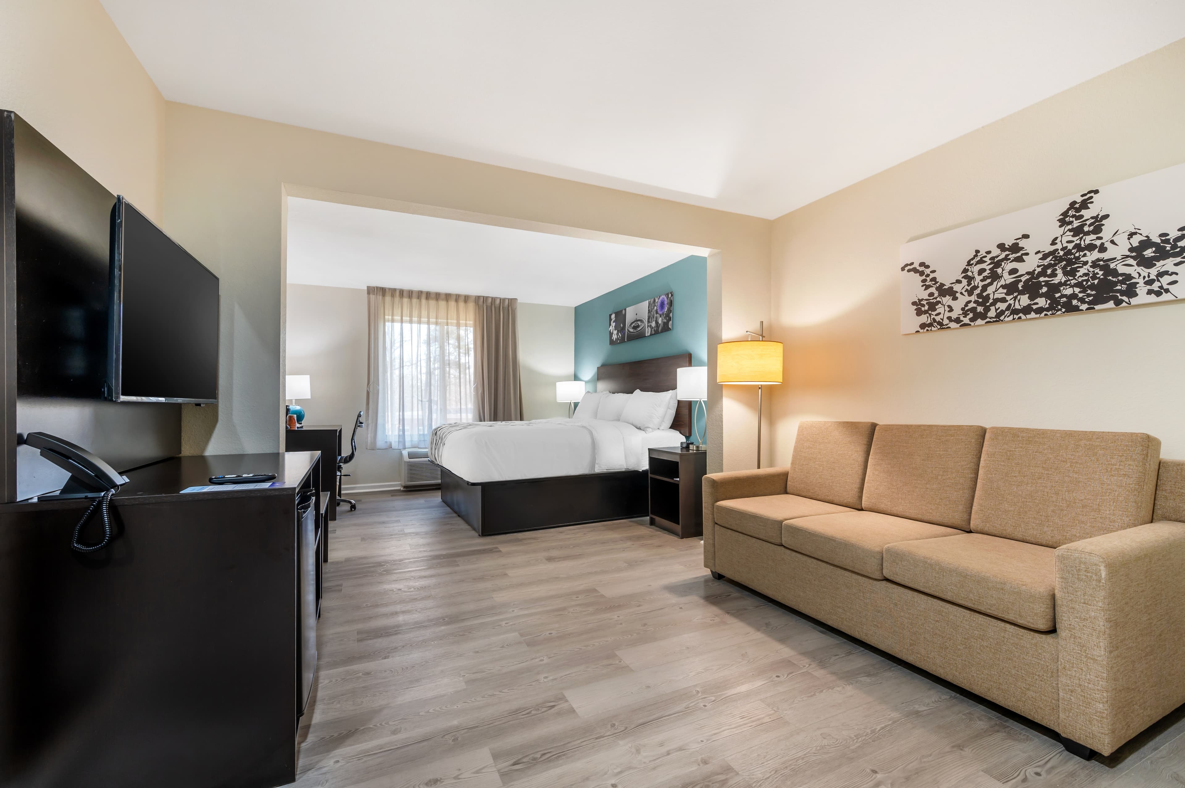 Sleep Inn & Suites Newport News City Center Area — 17