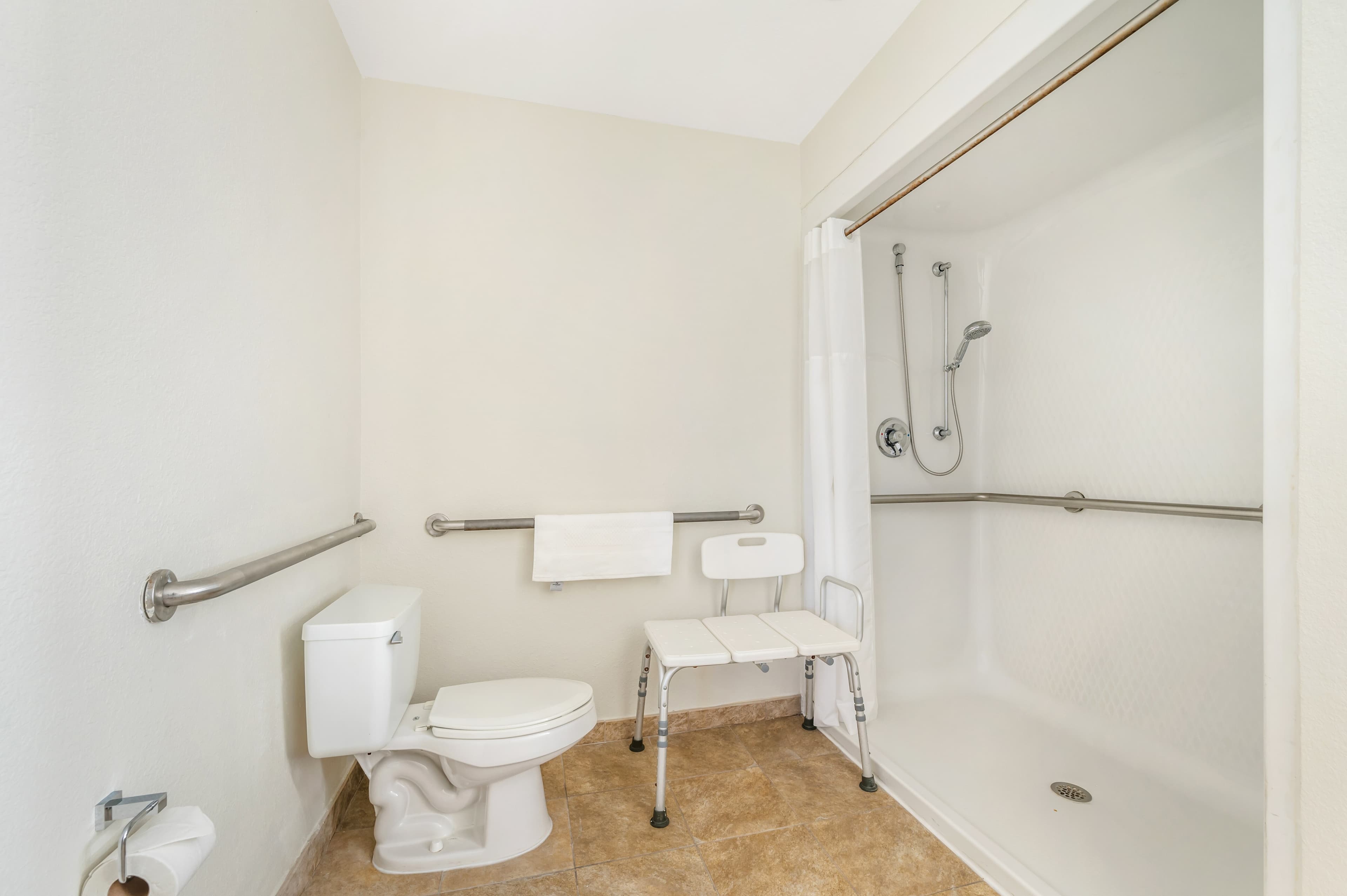 Sleep Inn & Suites Newport News City Center Area — 21