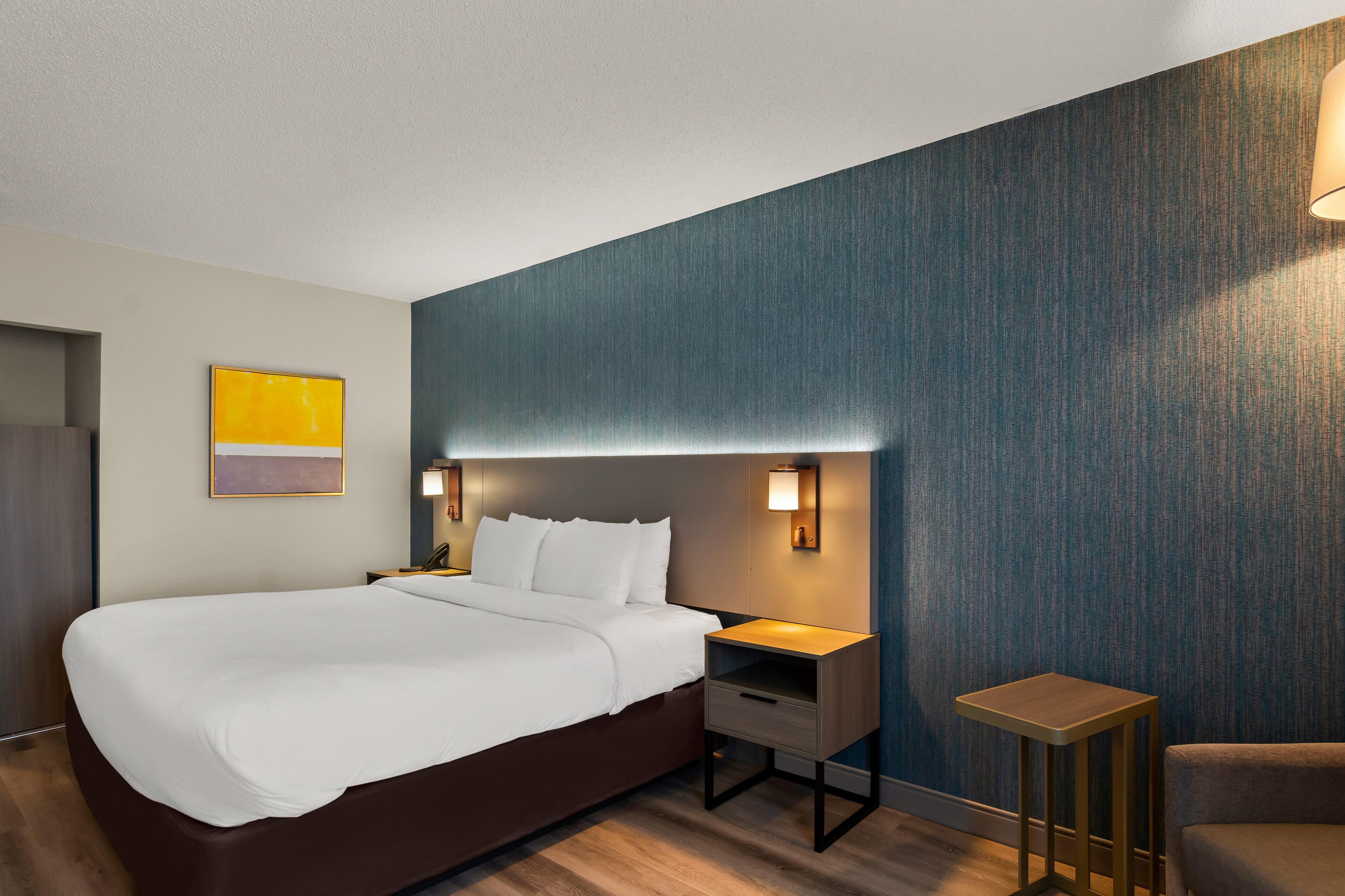 Comfort Inn & Suites Ashland - Richmond North - Image 4