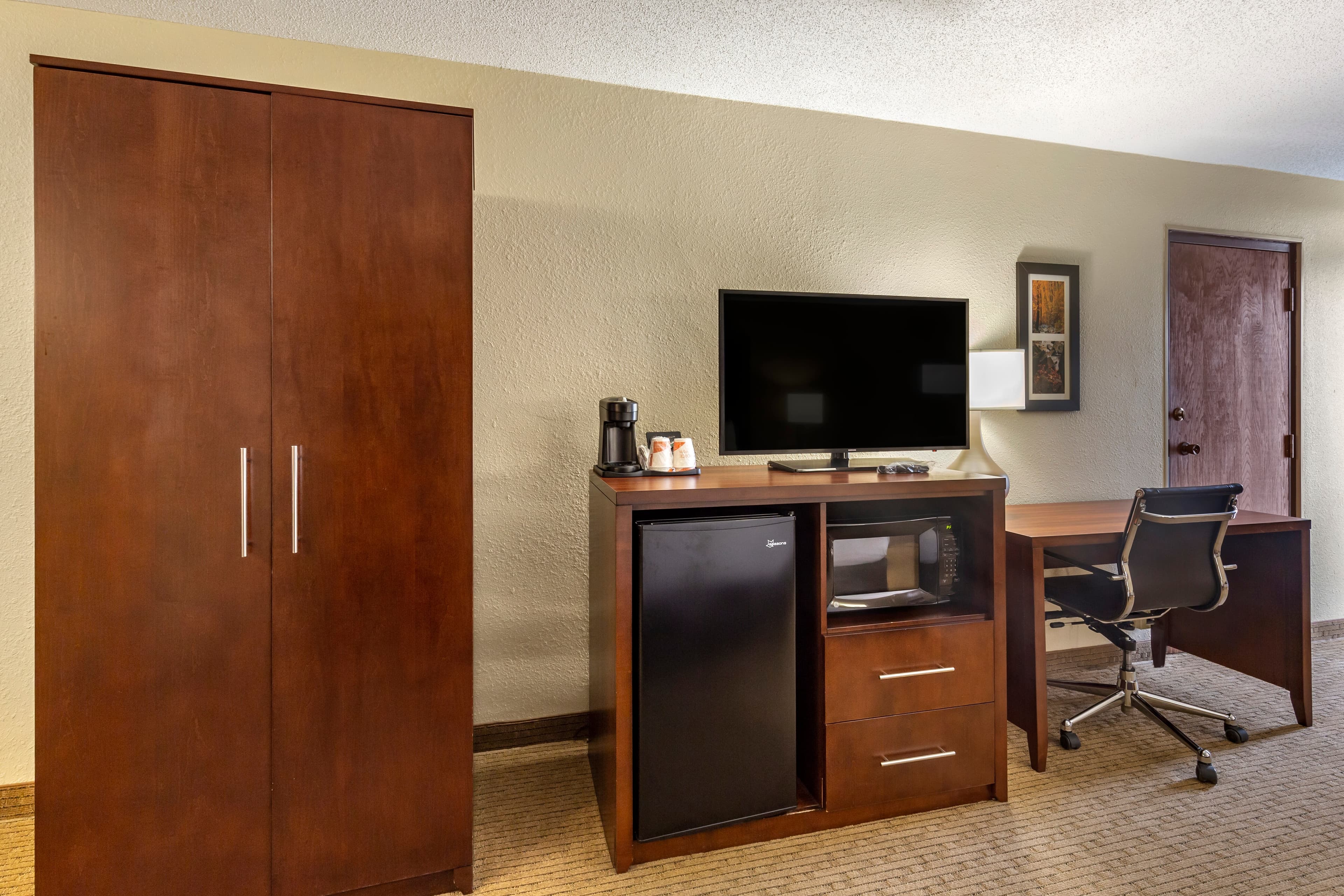 Comfort Inn & Suites near Danville Mall — 9