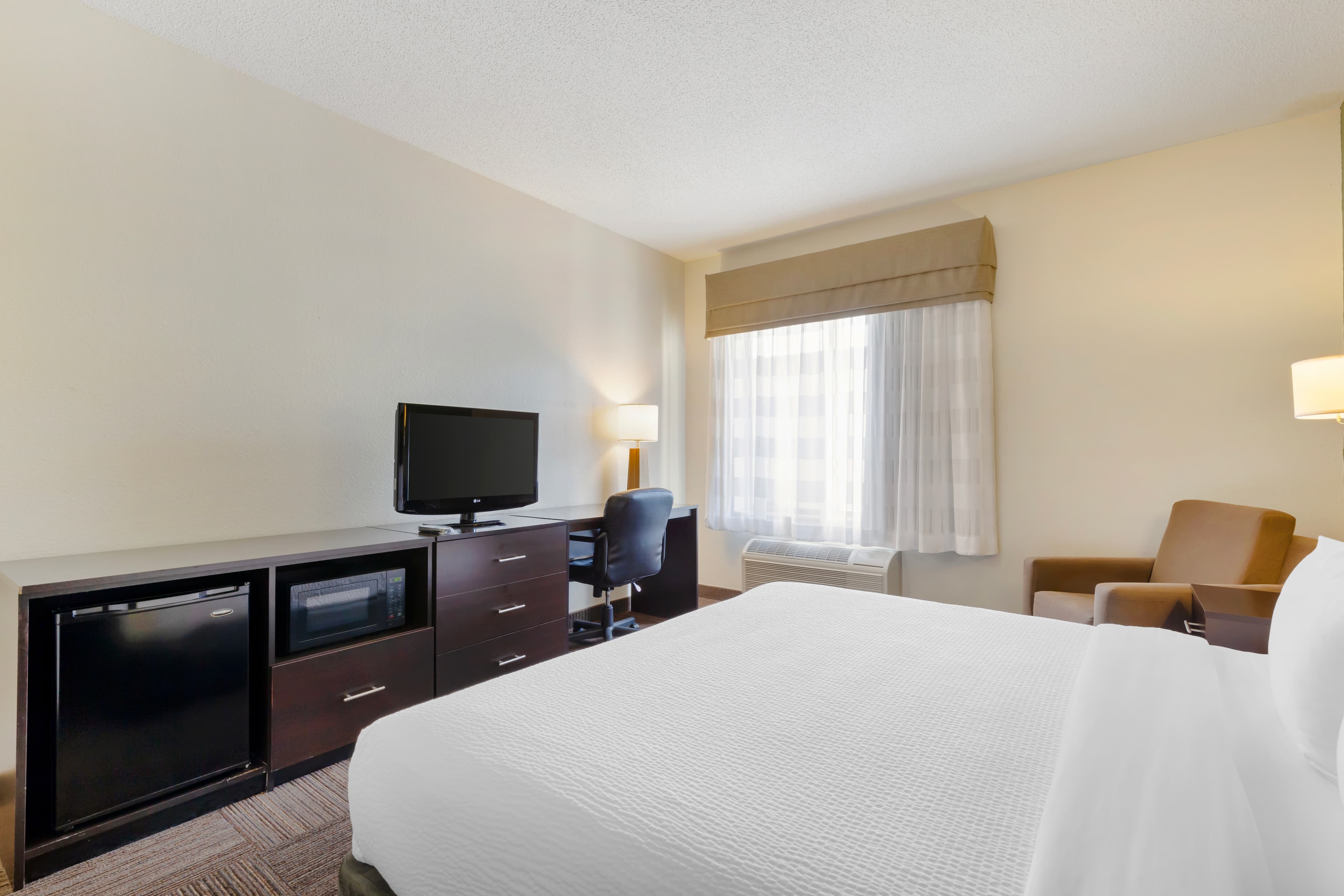 Sleep Inn & Suites Danville Hwy 58 — 8