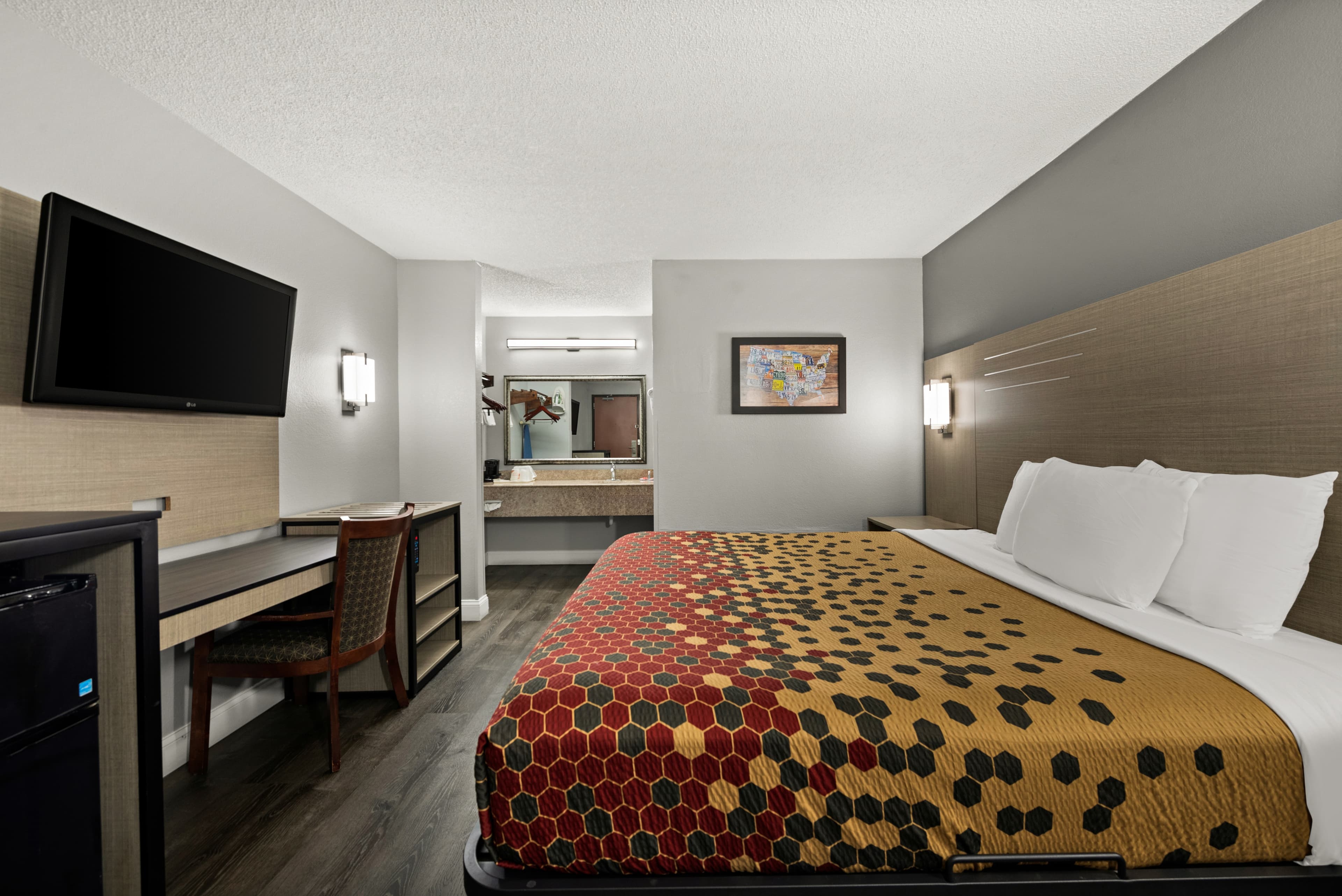 Econo Lodge — 17