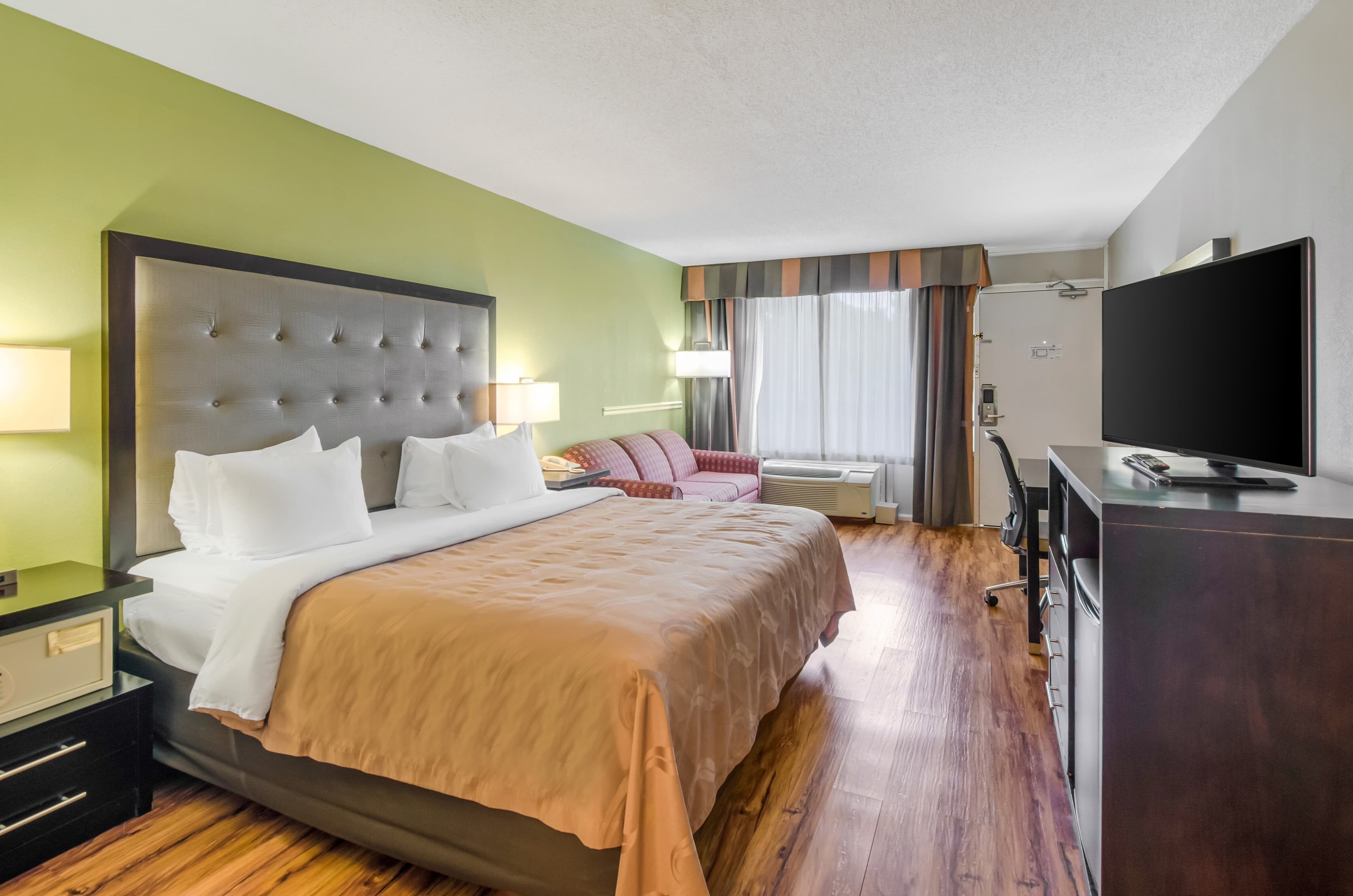 Quality Inn Roanoke Airport - Image 3