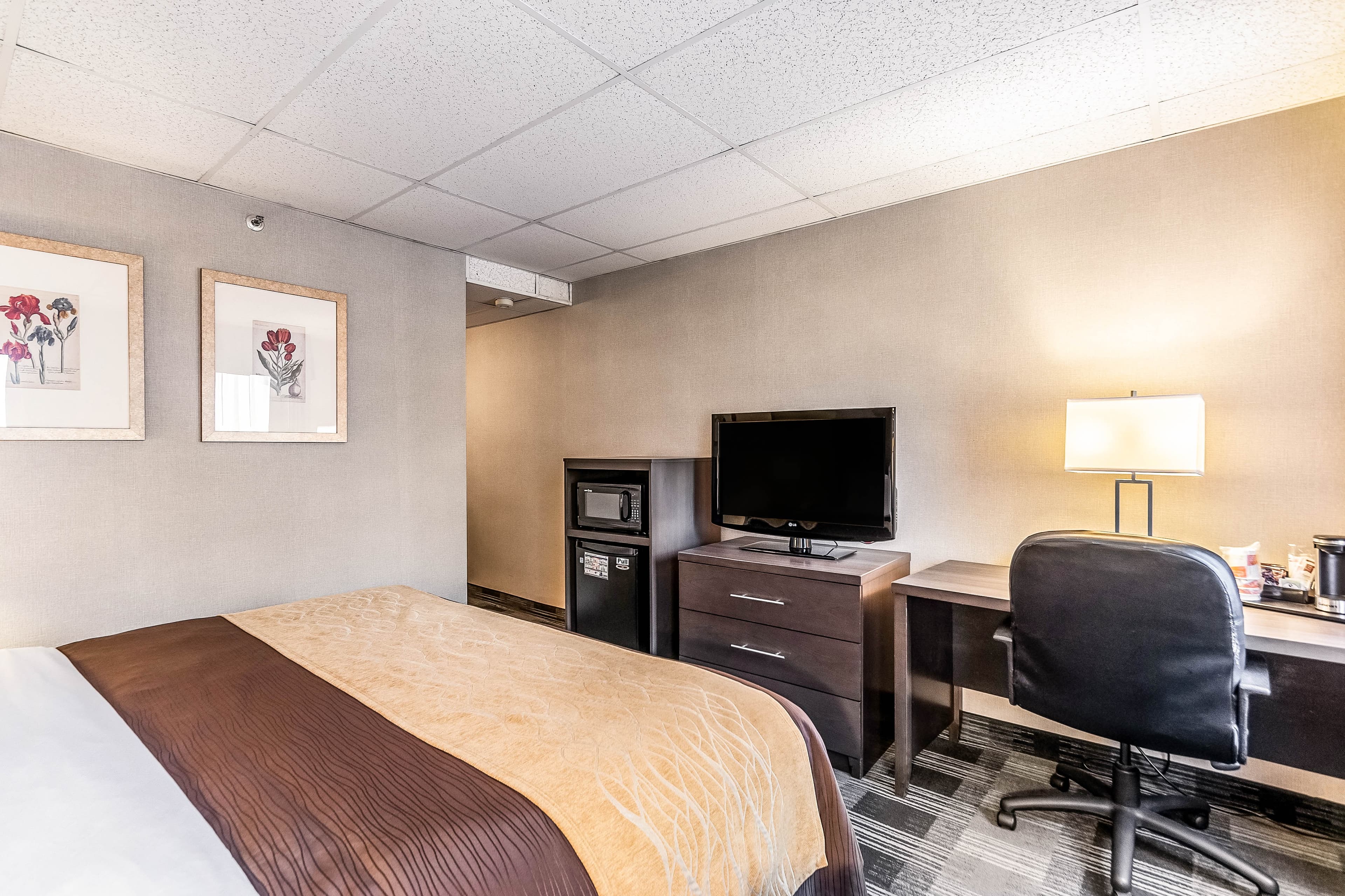 Comfort Inn Ballston - Image 3