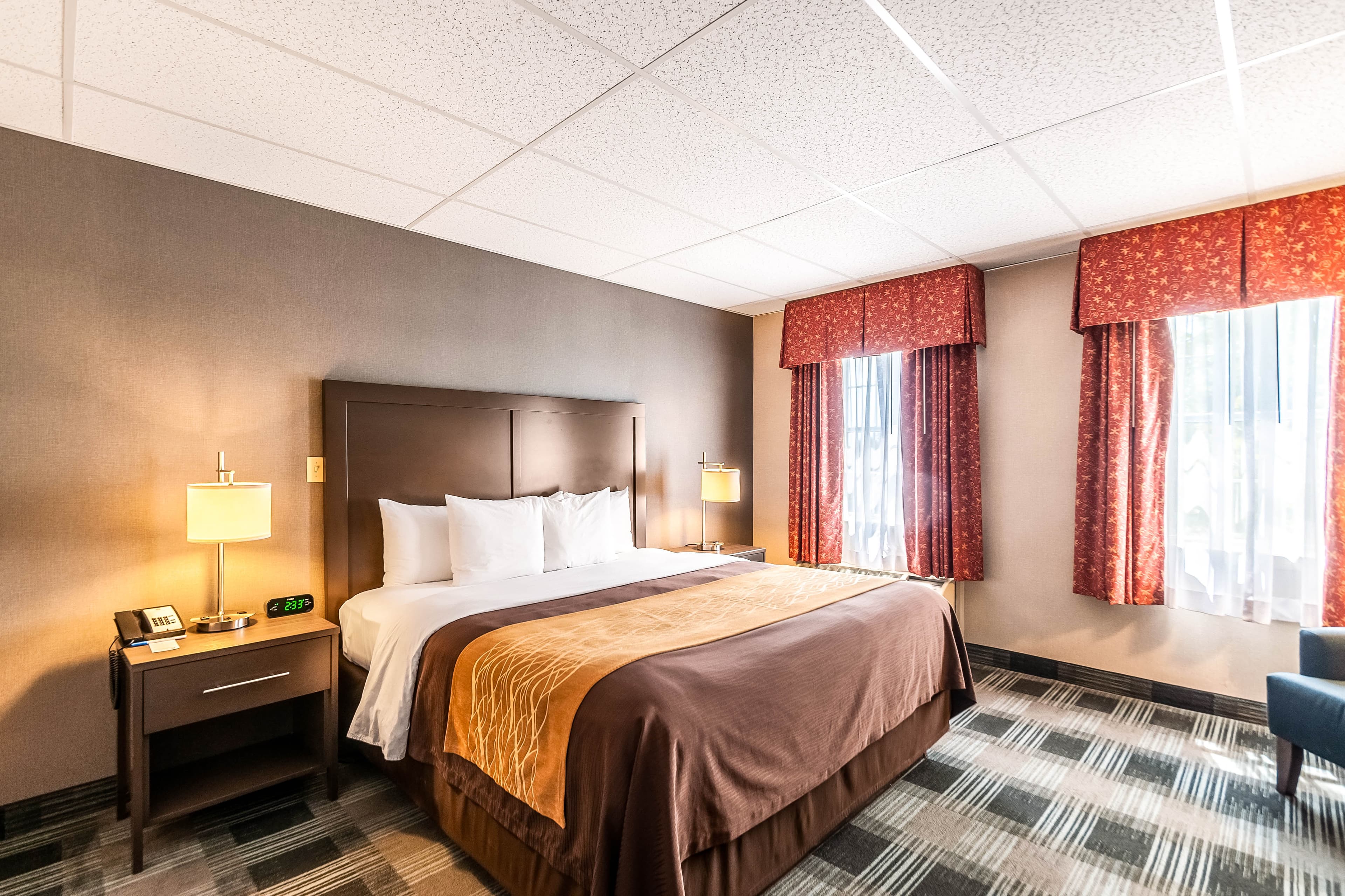 Comfort Inn Ballston - Image 1