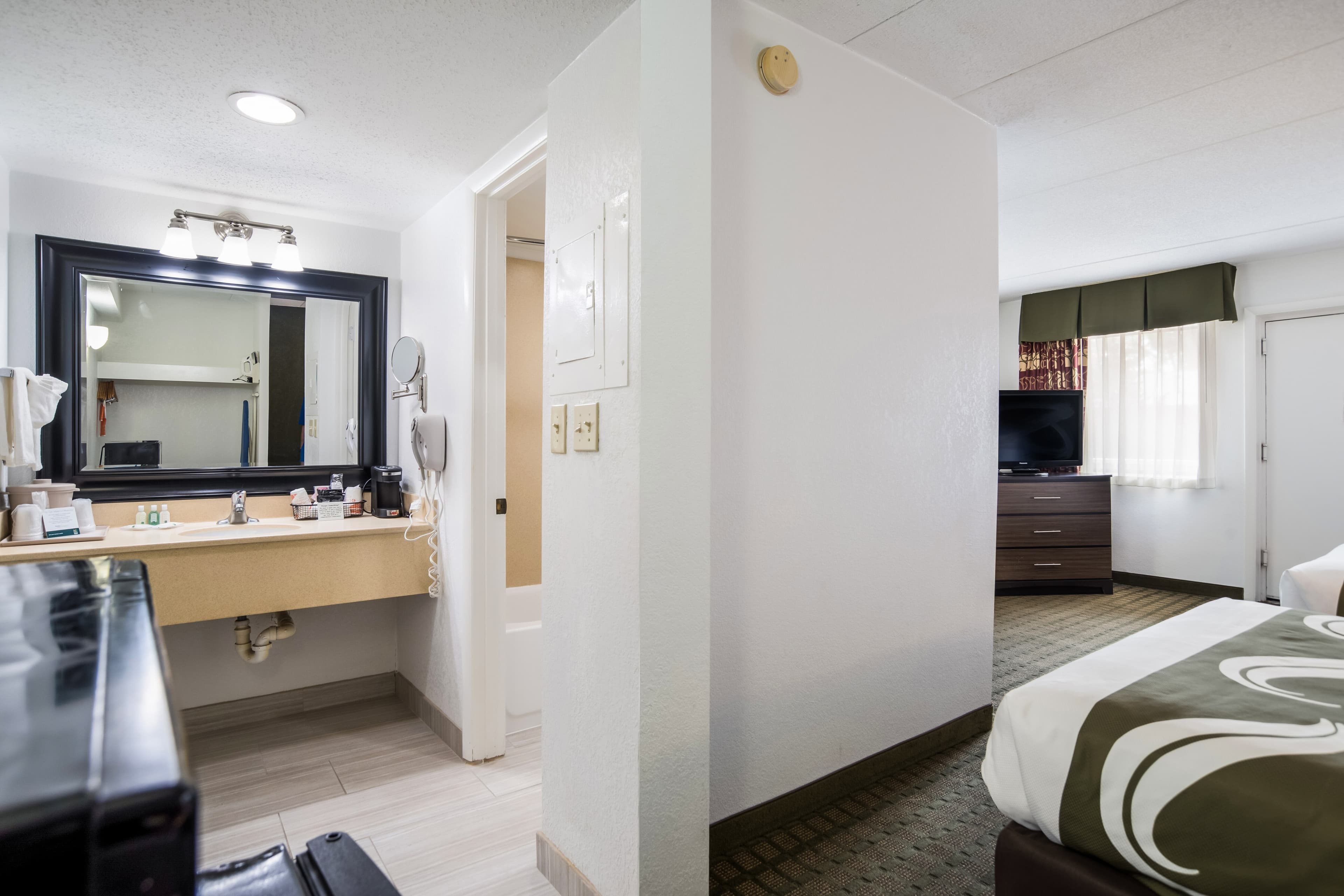 Quality Inn Mount Vernon — 16