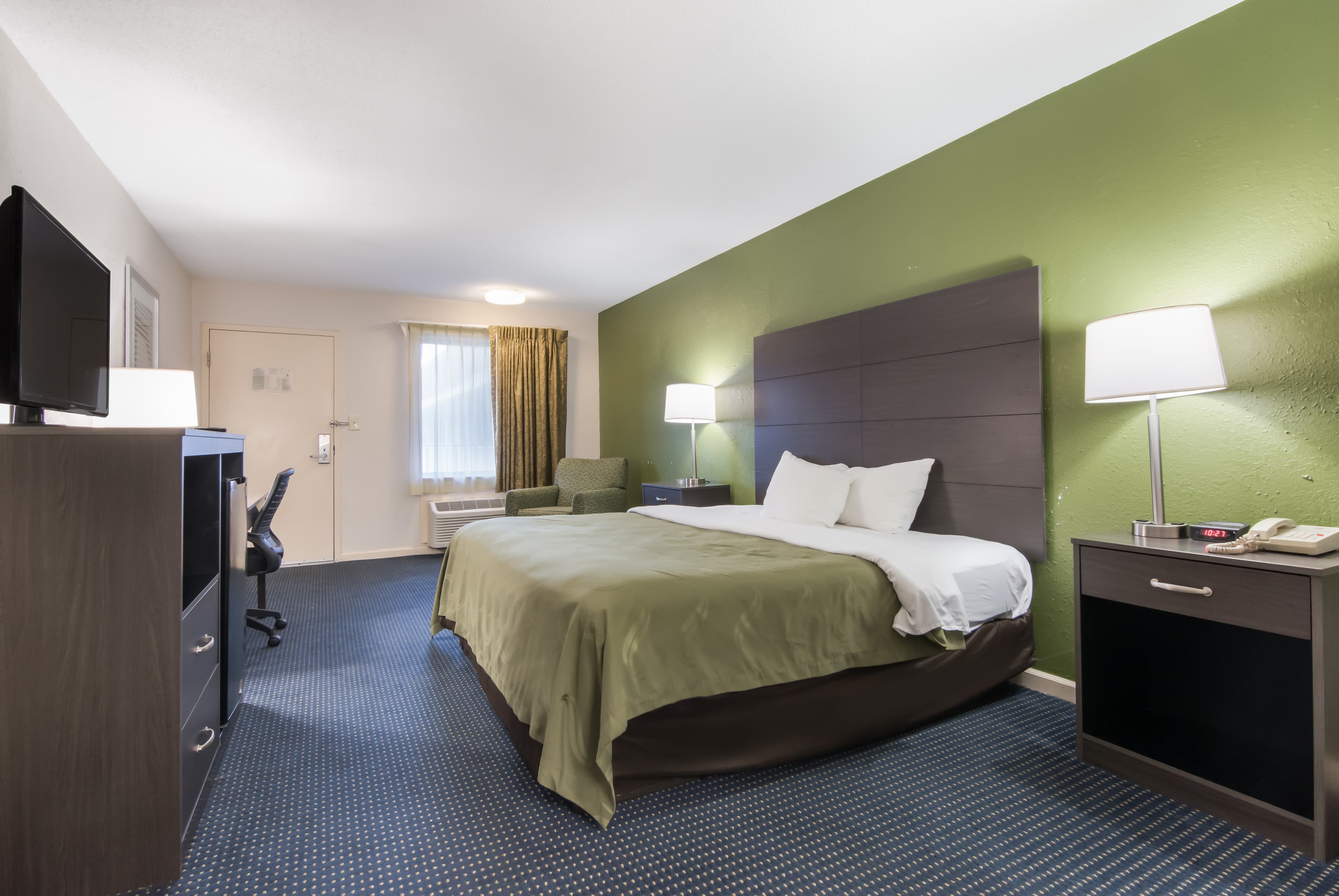 Quality Inn Little Creek — 8