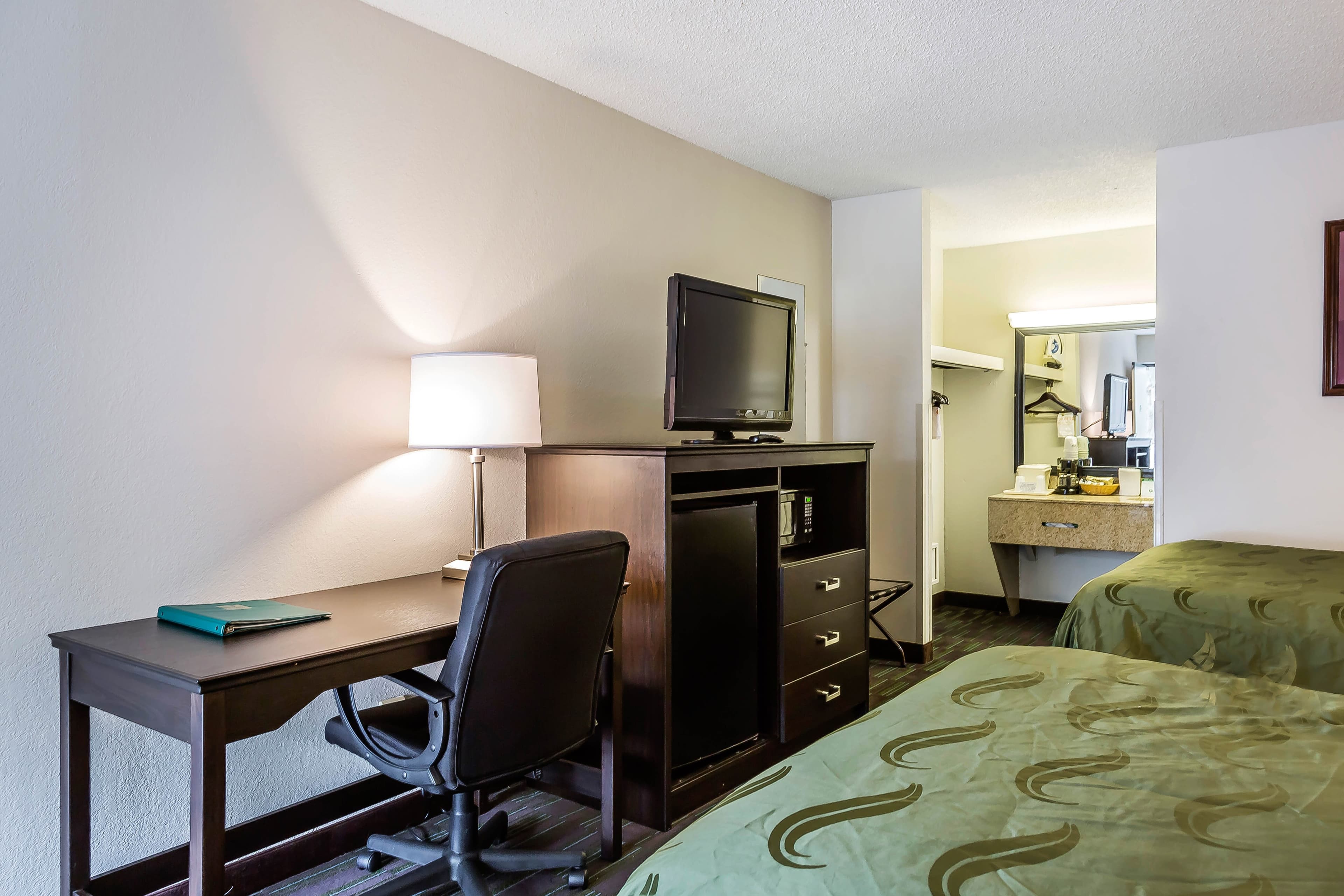 Quality Inn Culpeper - Image 3