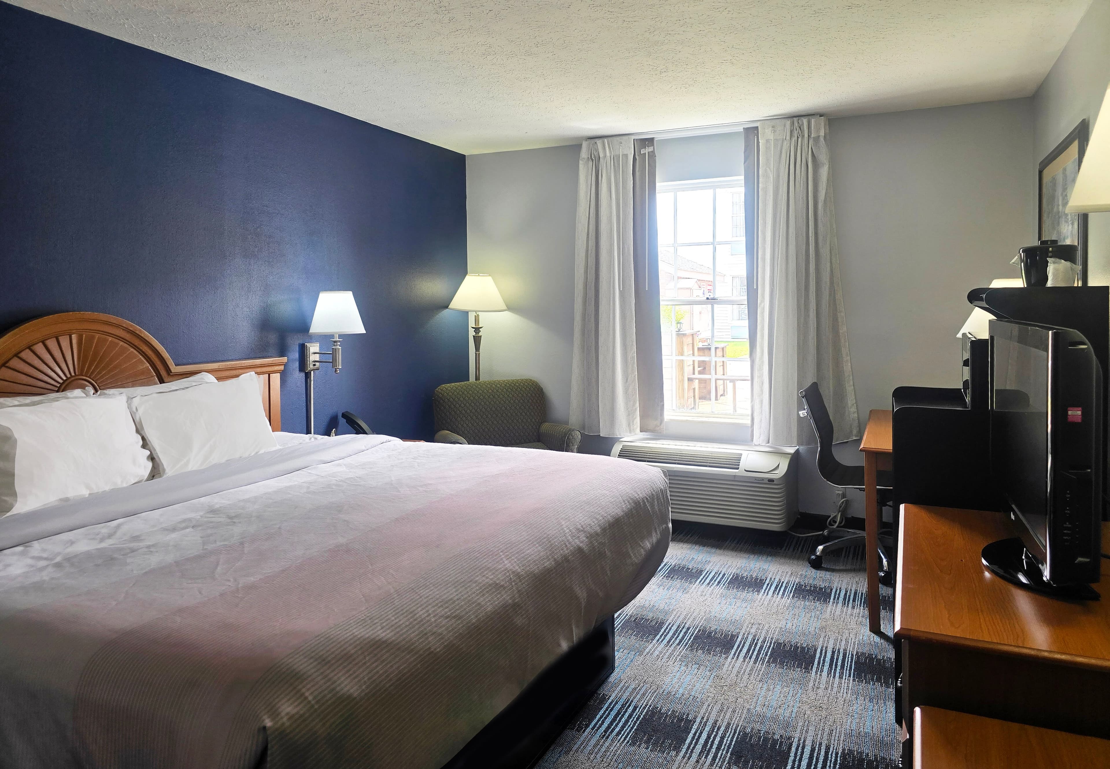 Quality Inn Dublin I-81 - Image 2