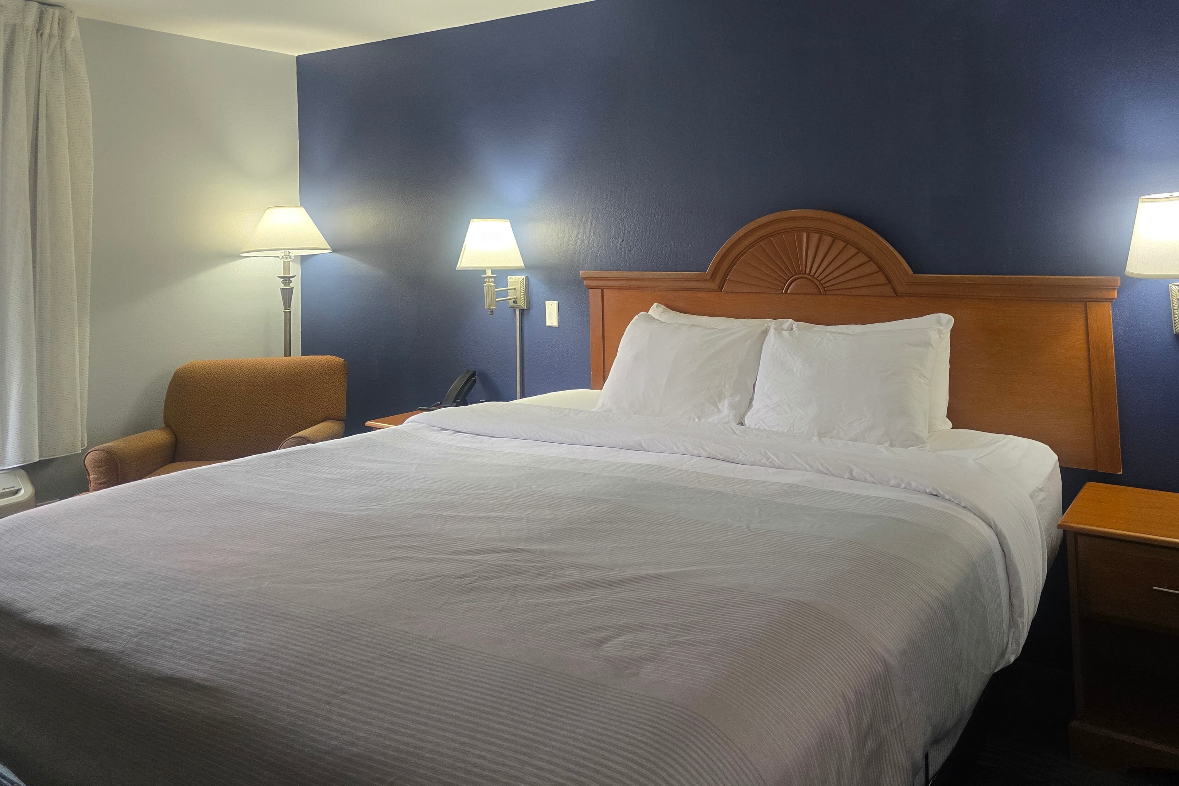 Quality Inn Dublin I-81 - Image 4