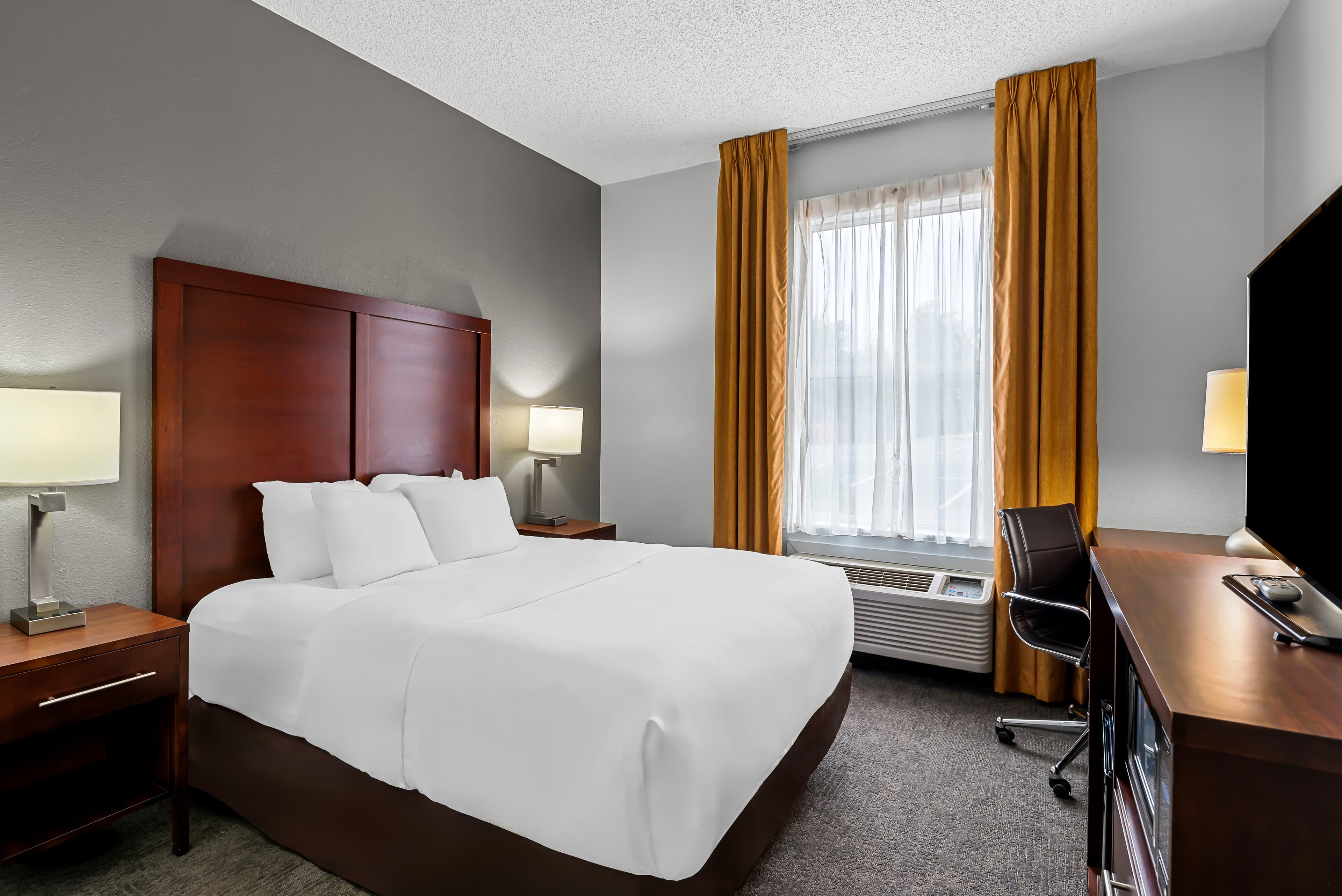 Comfort Inn & Suites Staunton — 8