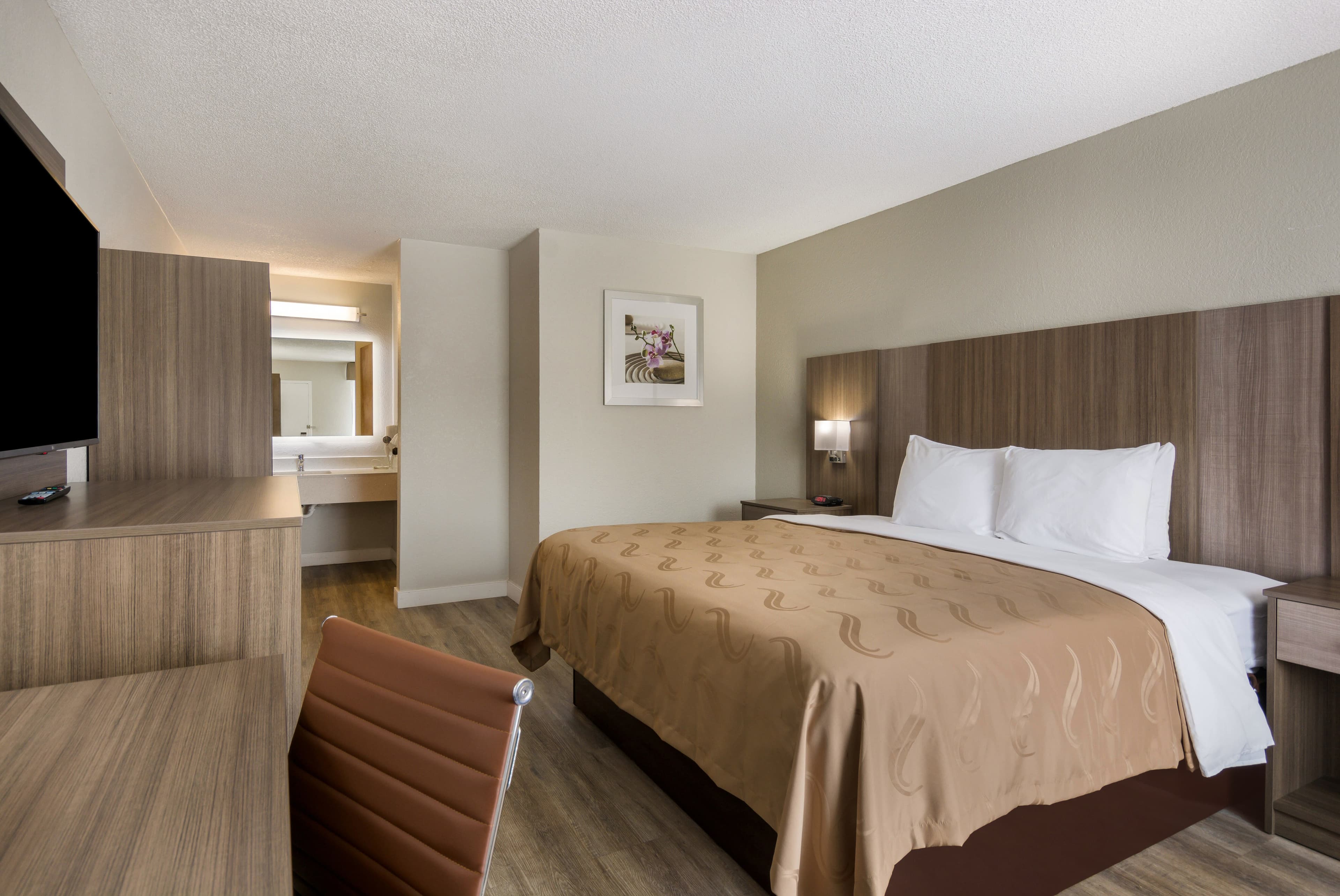 Quality Inn Emporia - Image 2