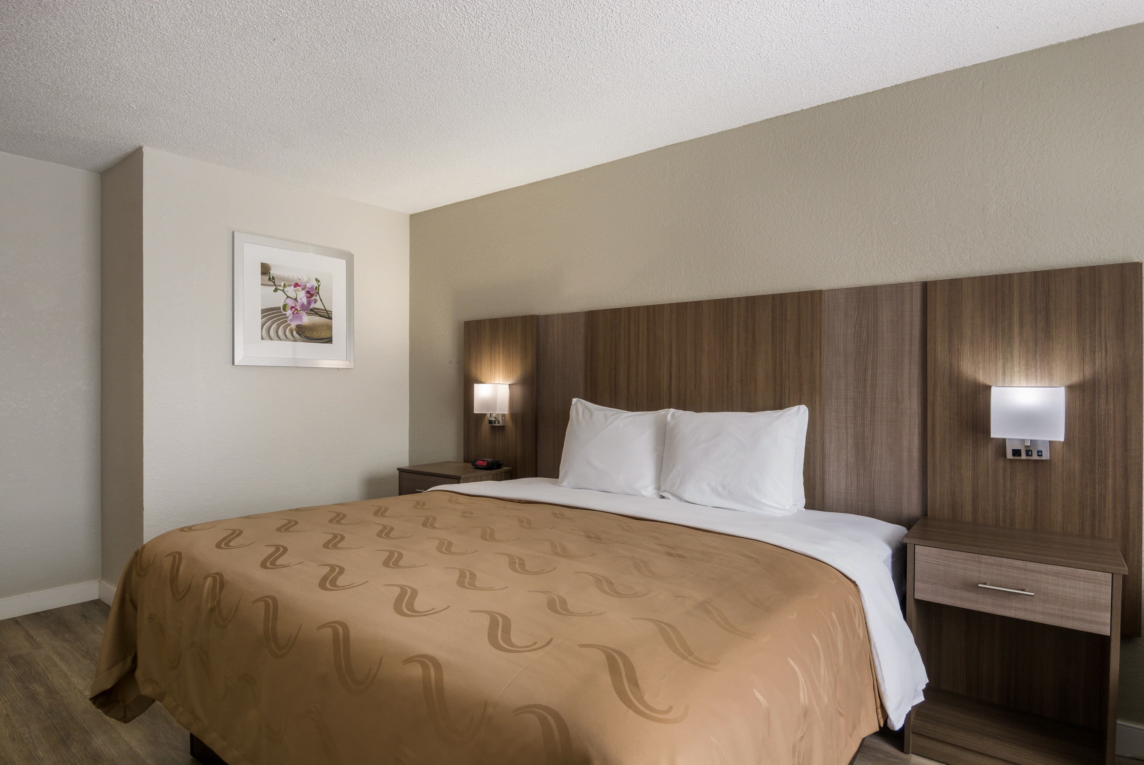 Quality Inn Emporia - Image 4