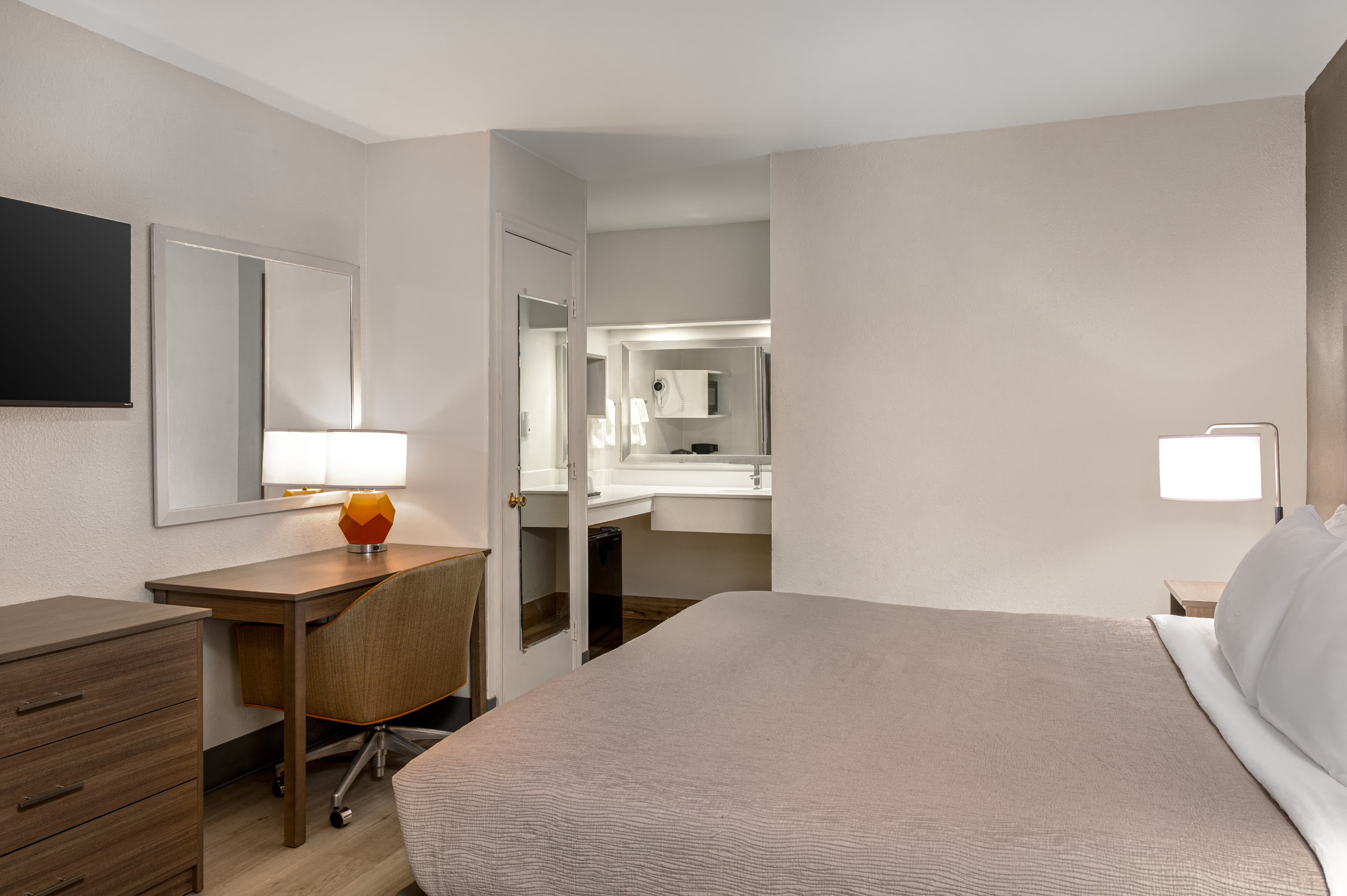 Quality Inn South Hill I-85 - Image 3