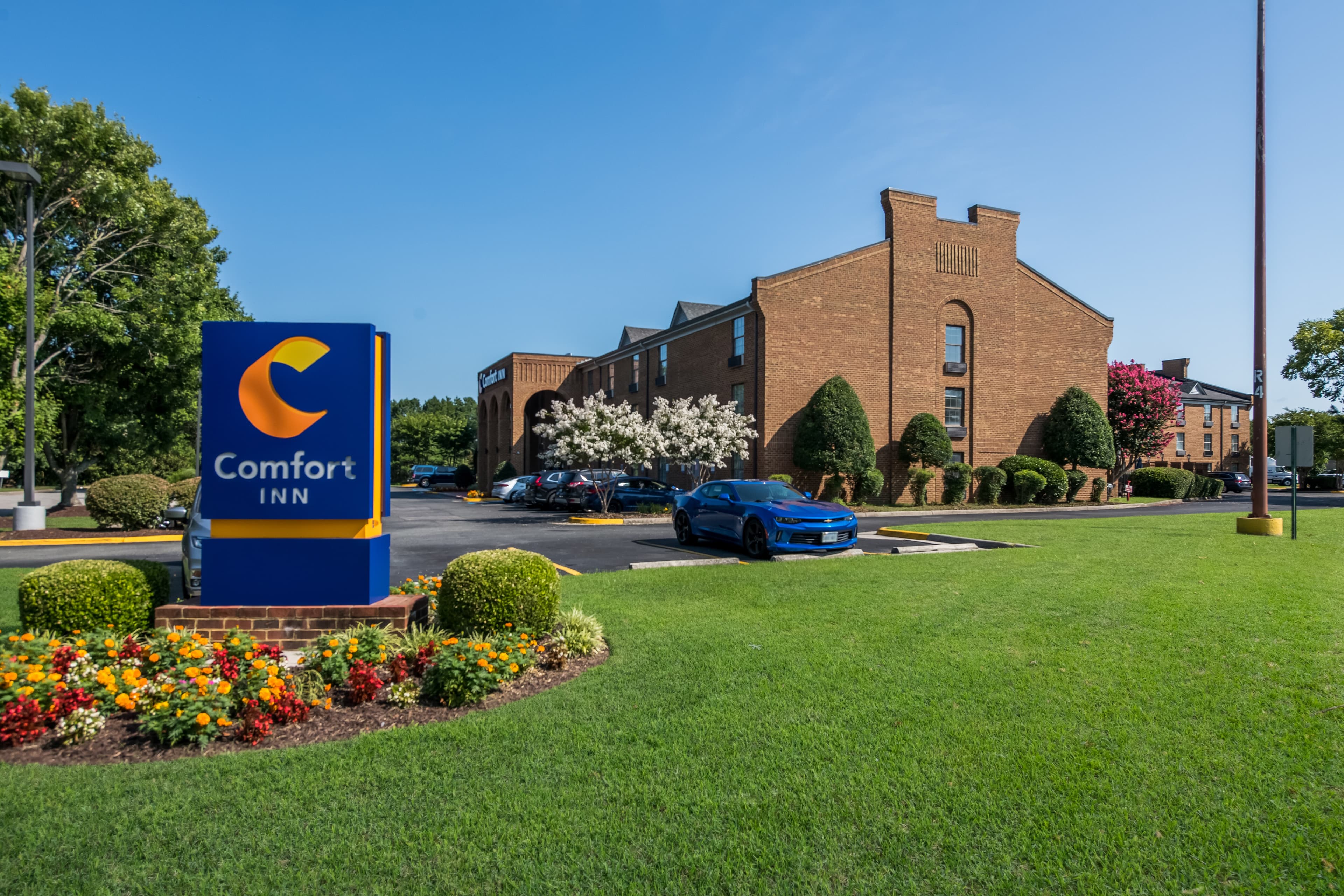 Comfort Inn Newport News - Hampton I-64 - Image 1