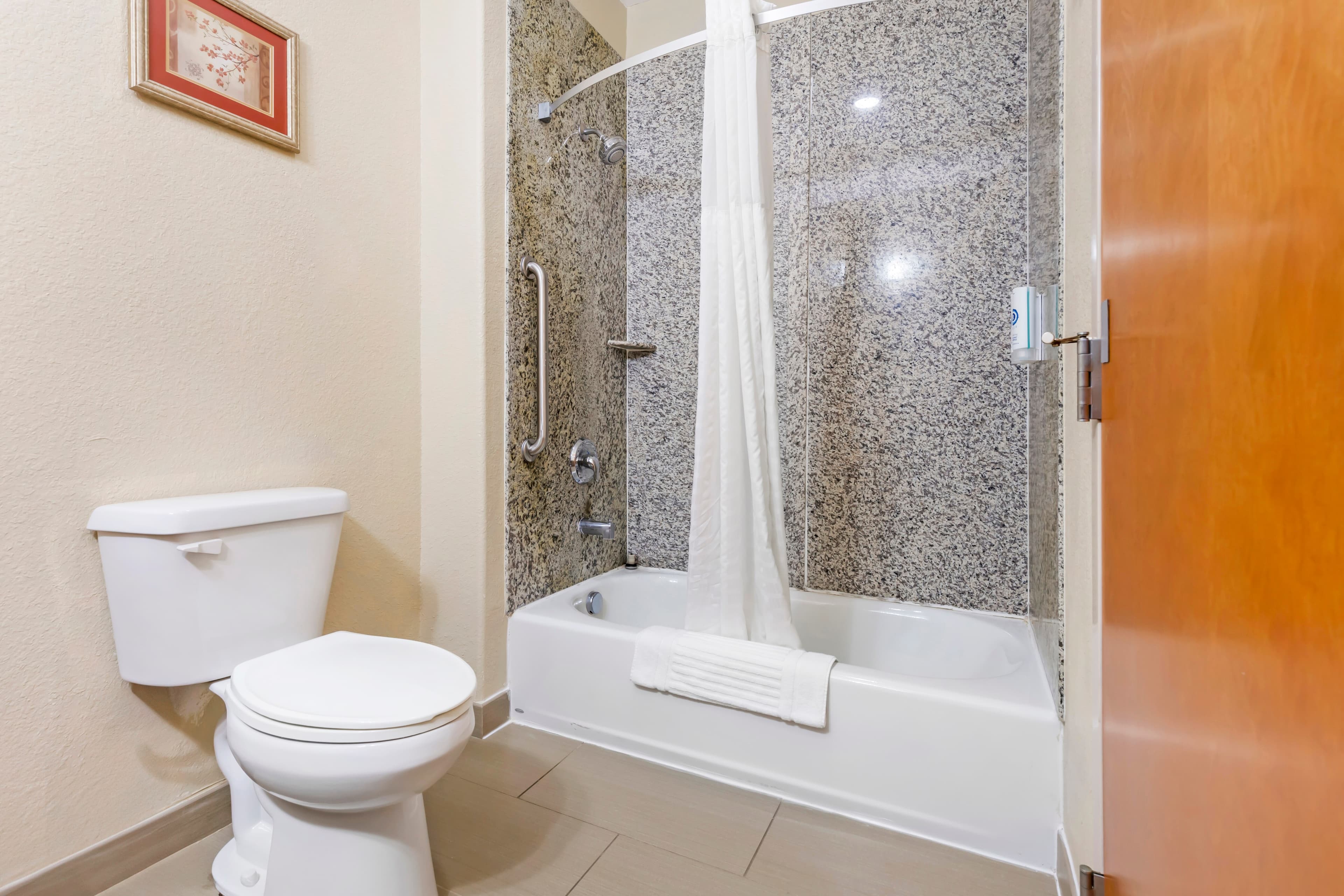 Comfort Inn & Suites Chesapeake - Portsmouth — 17