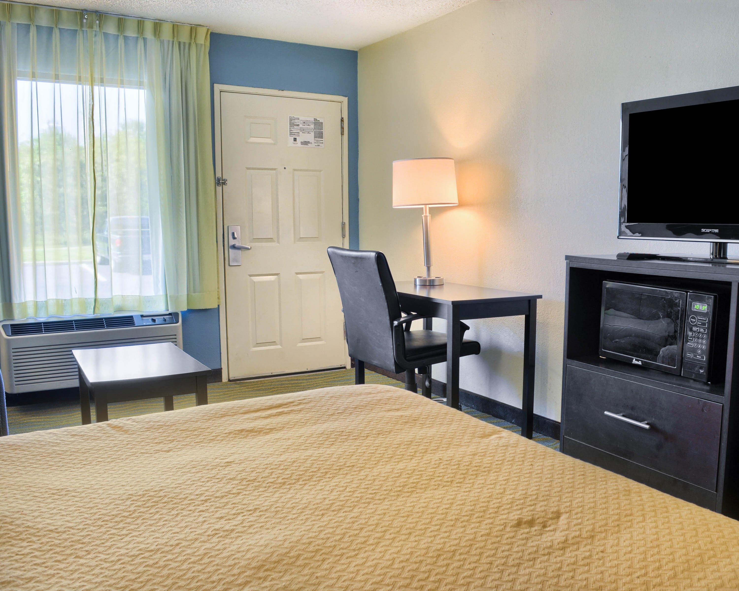 Quality Inn Thornburg - Image 5