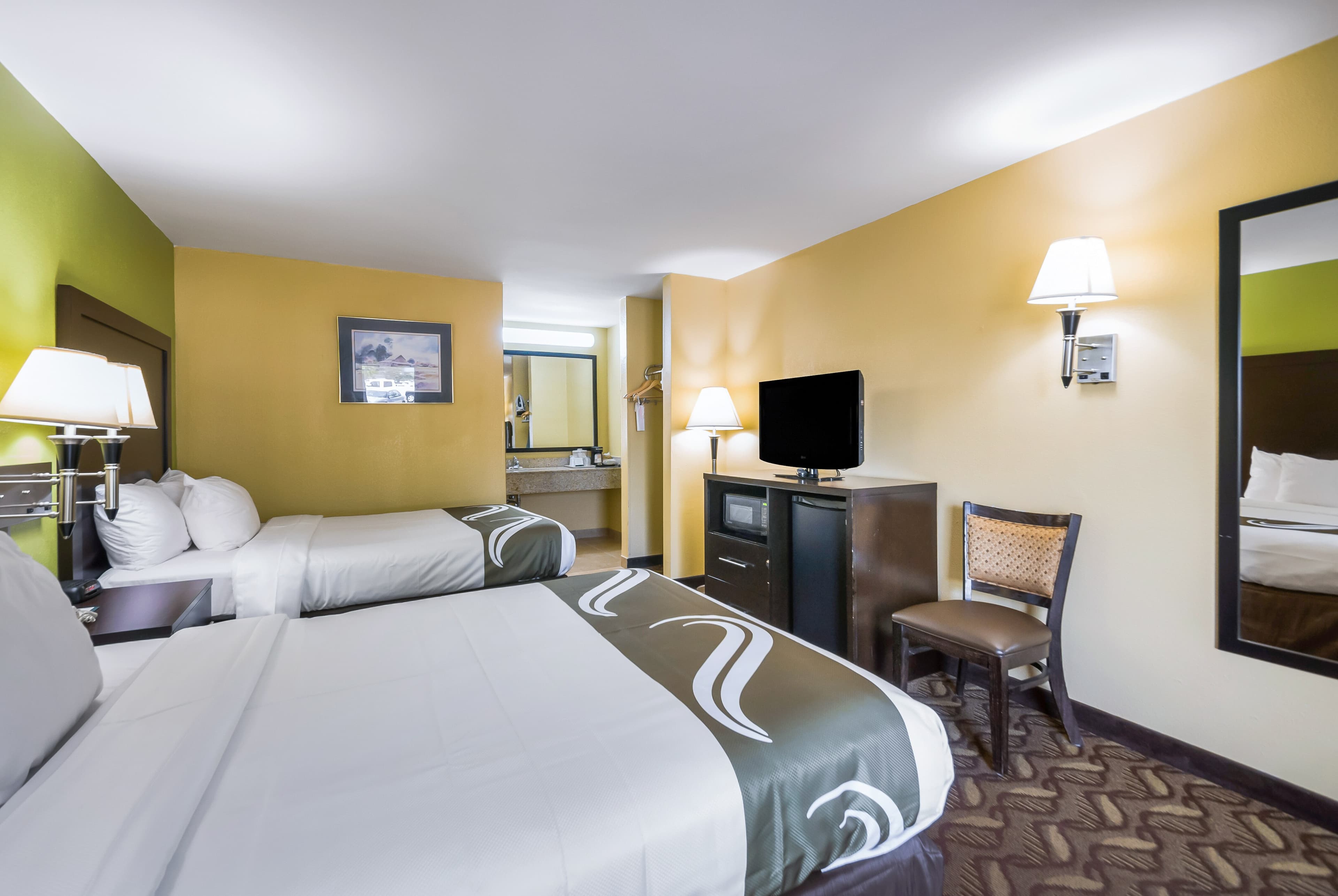 Quality Inn Fredericksburg, Central Park Area - Image 5