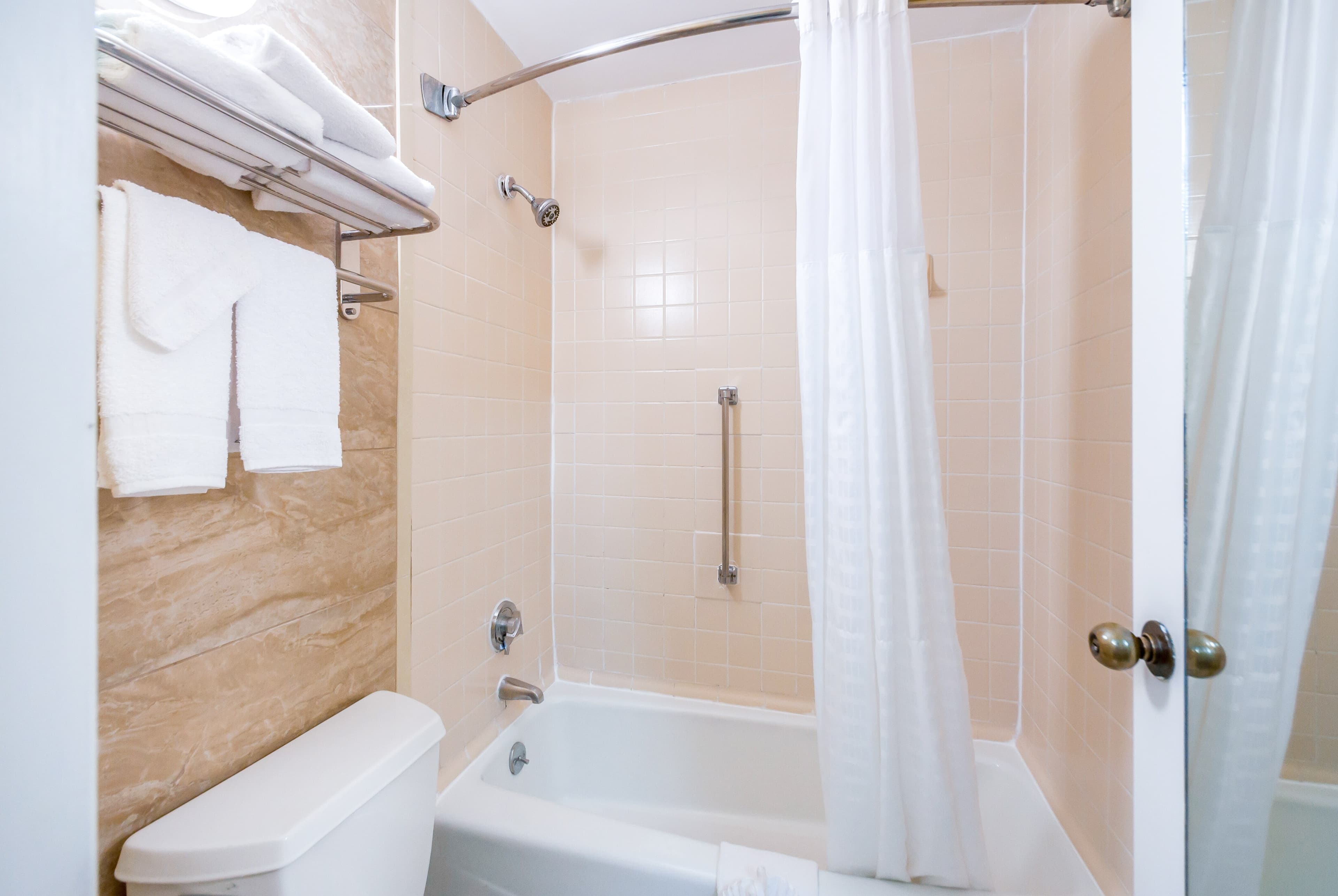 Quality Inn Fredericksburg, Central Park Area — 12