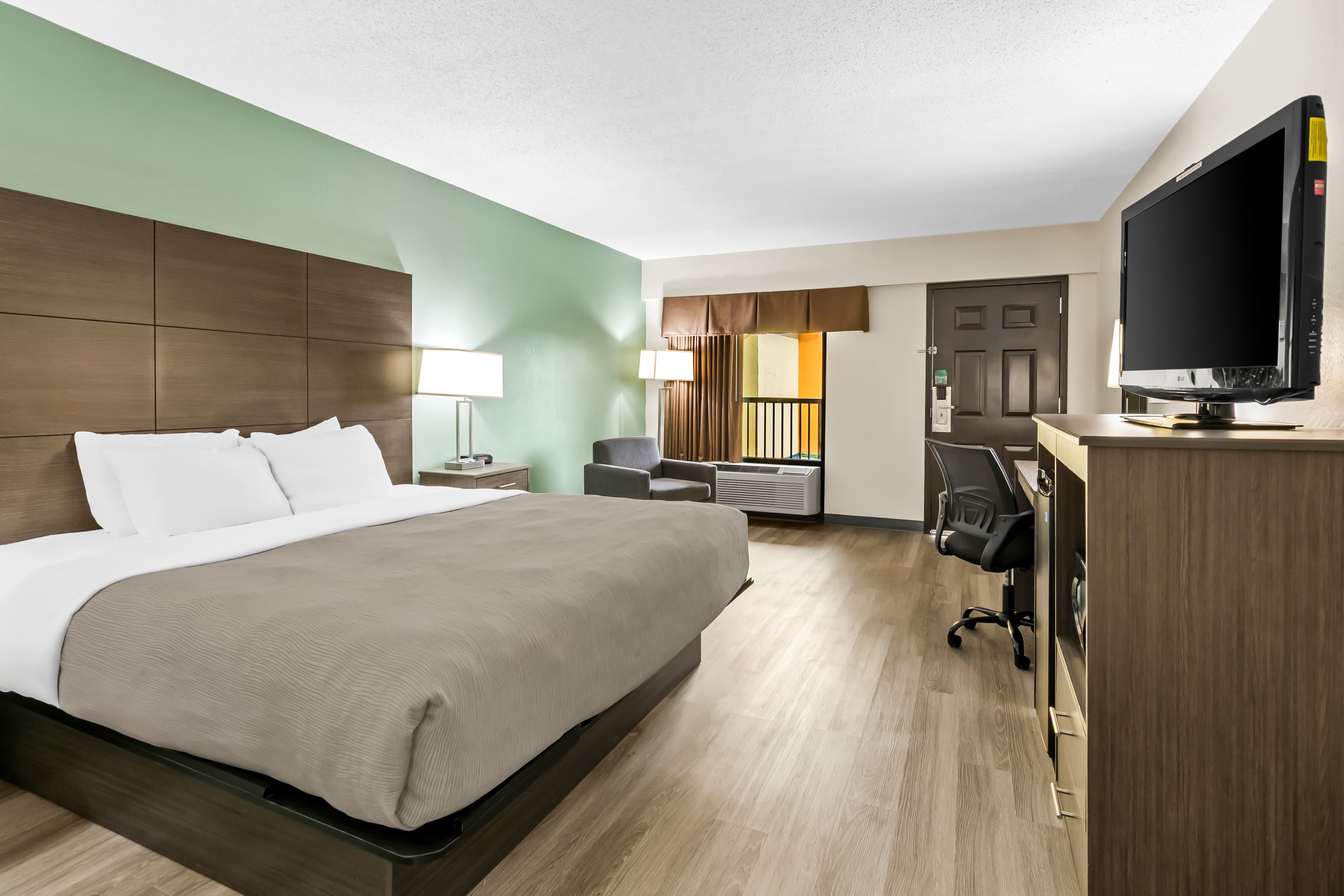 Quality Inn Hillsville — 8