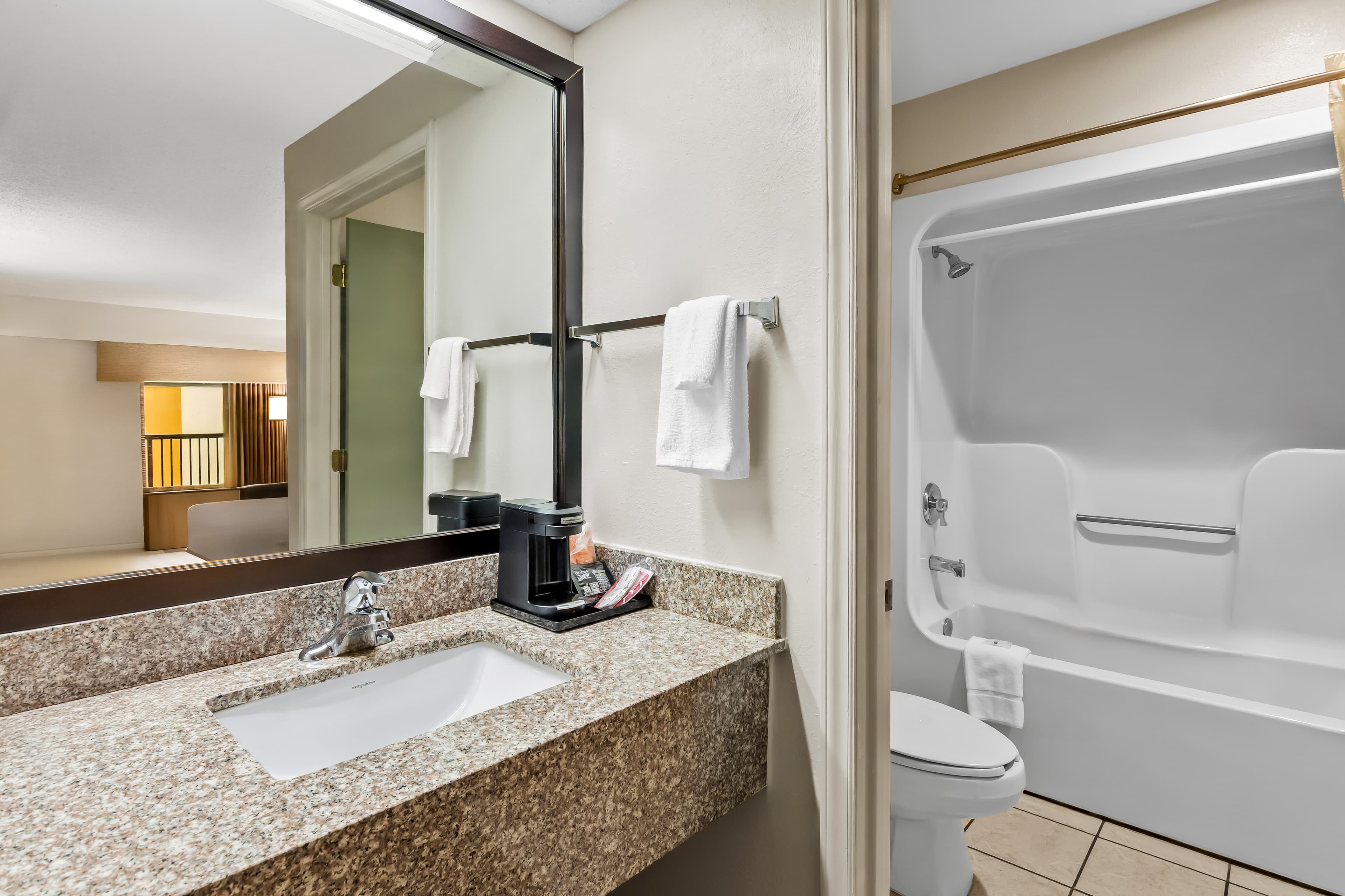 Quality Inn Hillsville — 9