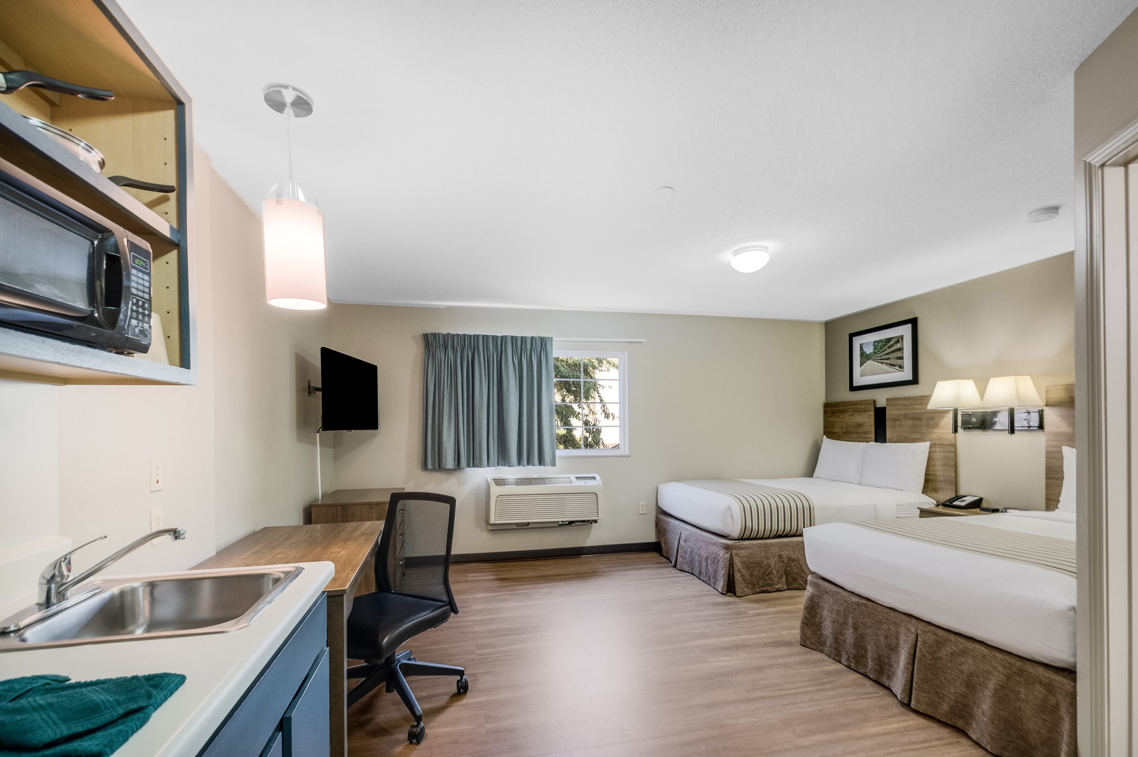 Suburban Studios Sterling - Washington Dulles — 11