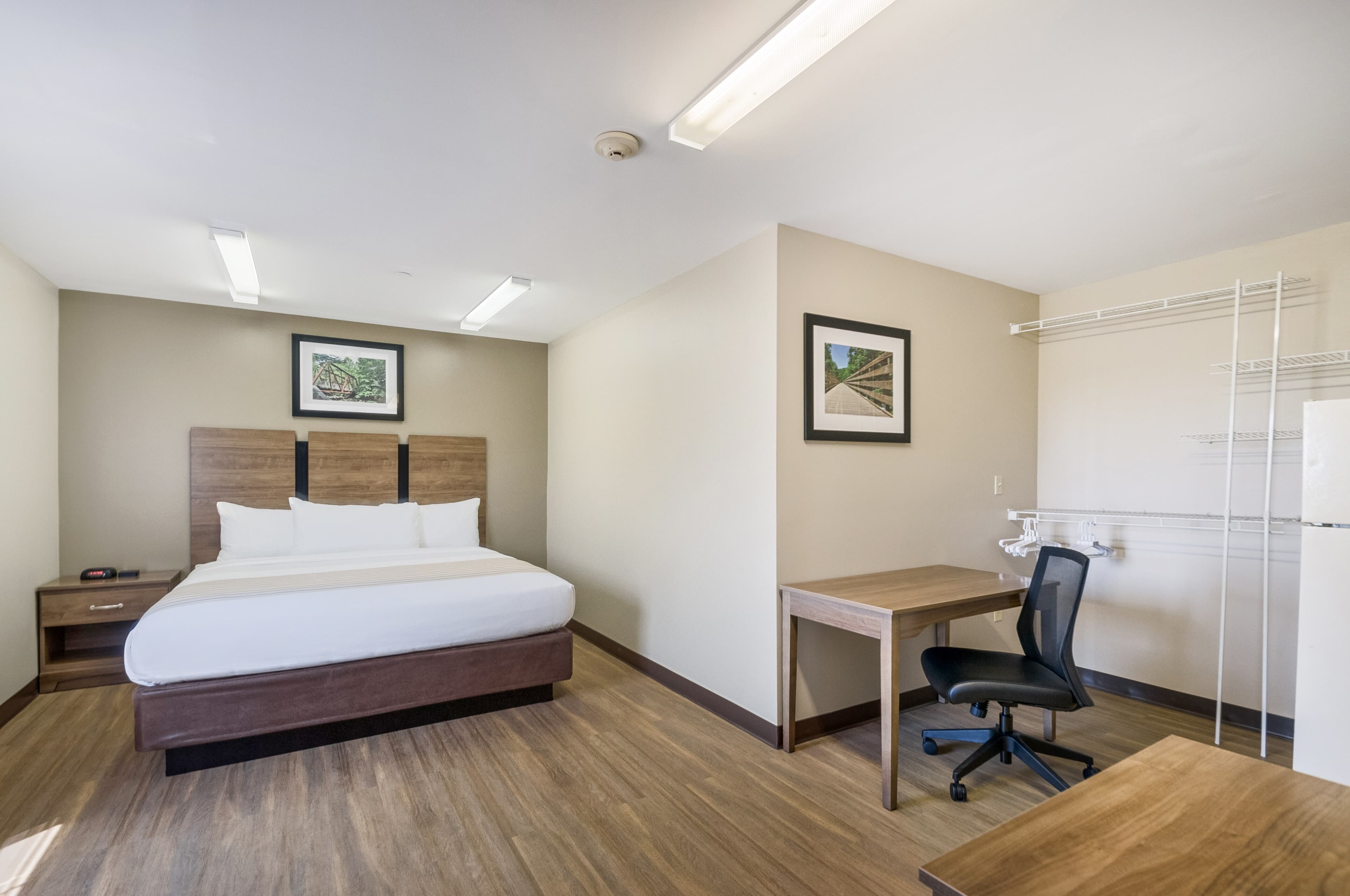 Suburban Studios Sterling - Washington Dulles — 27