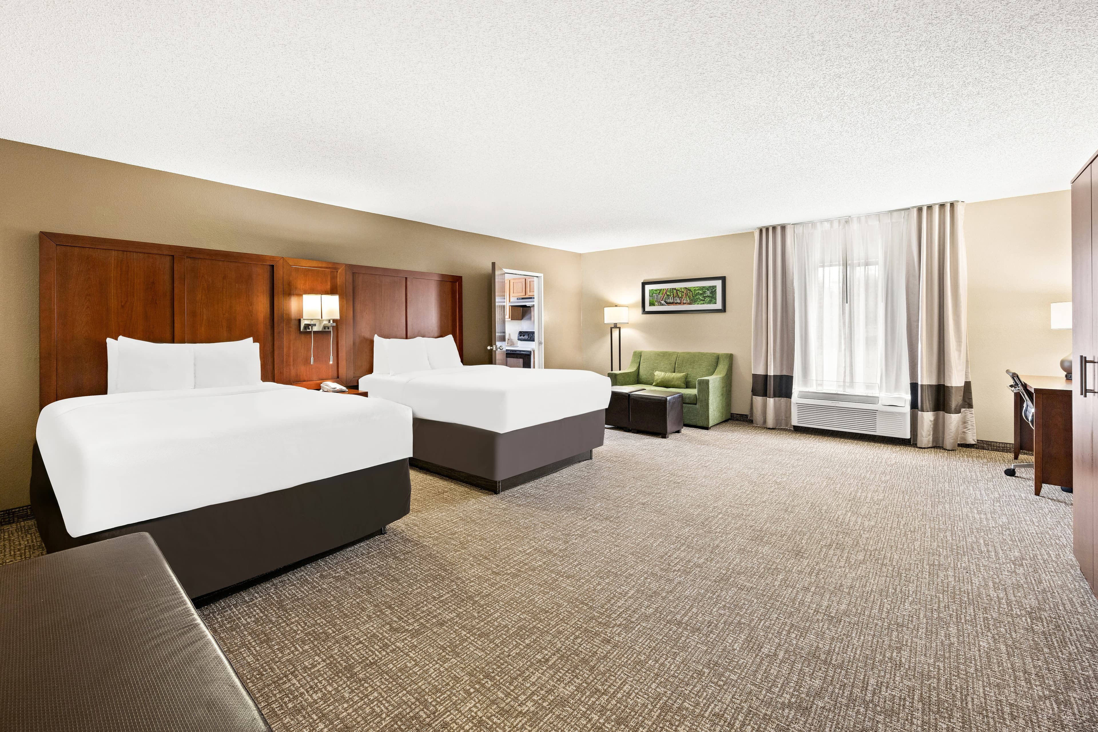 Comfort Suites Abingdon I-81 — 12