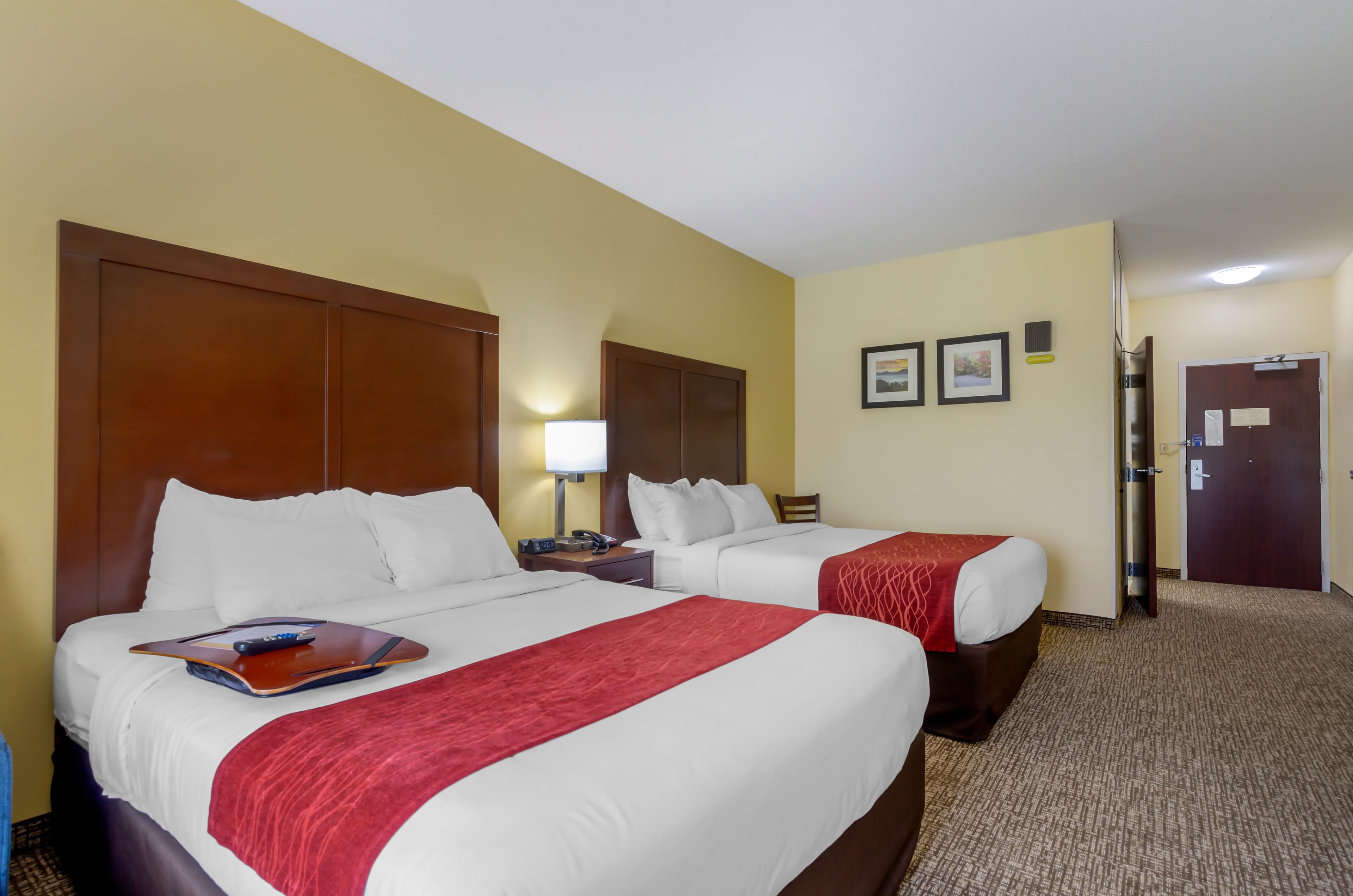 Comfort Inn & Suites Hillsville I-77 — 7