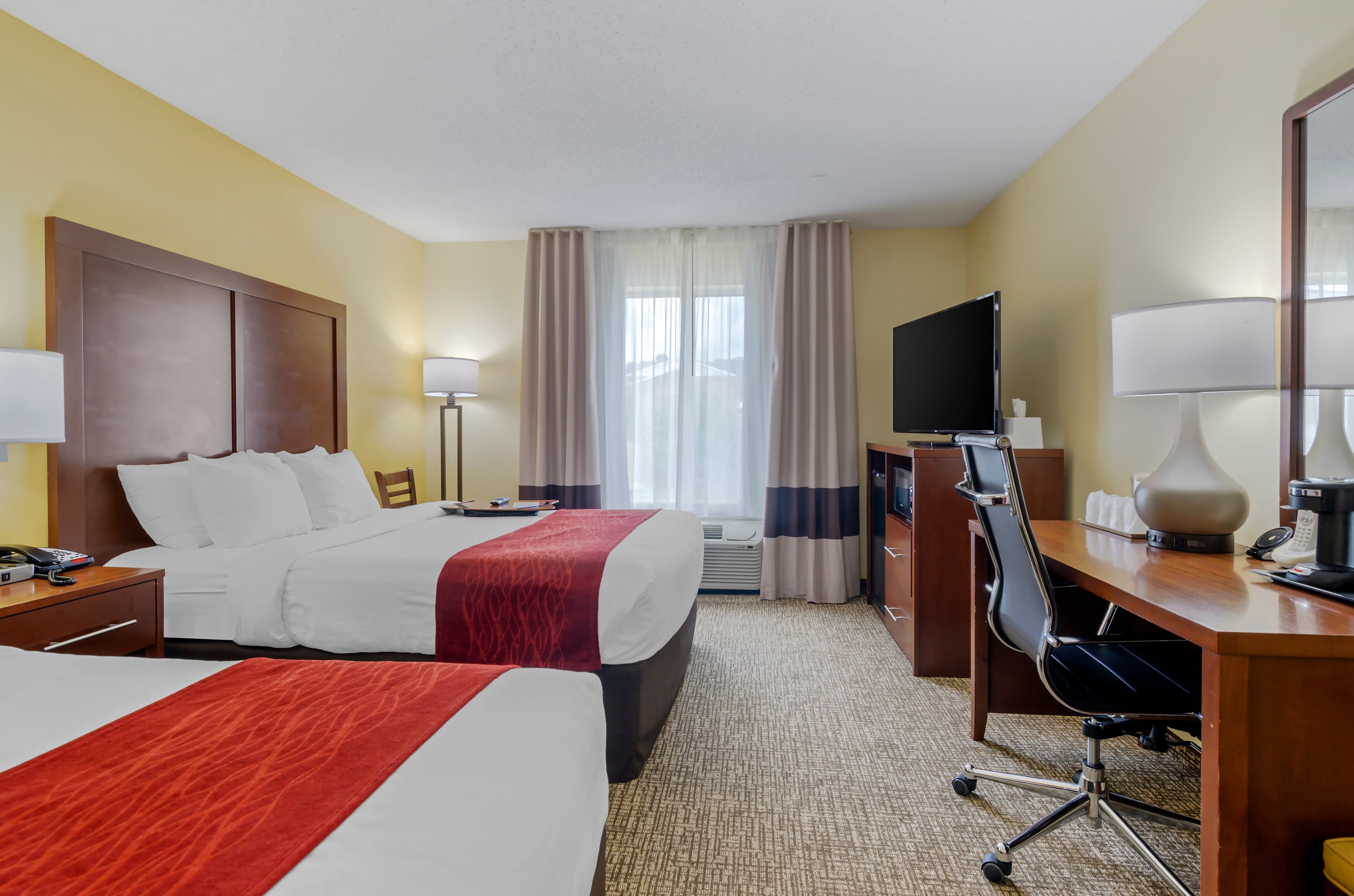 Comfort Inn & Suites Hillsville I-77 — 15