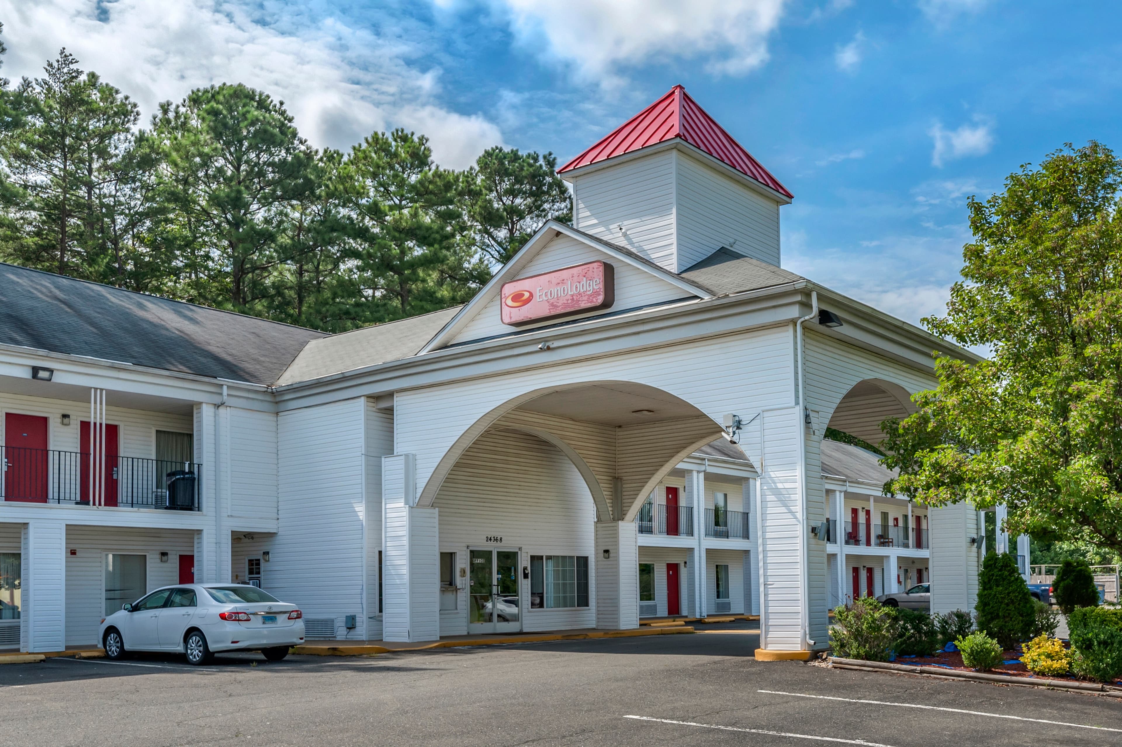 Econo Lodge Ruther Glen - Image 1