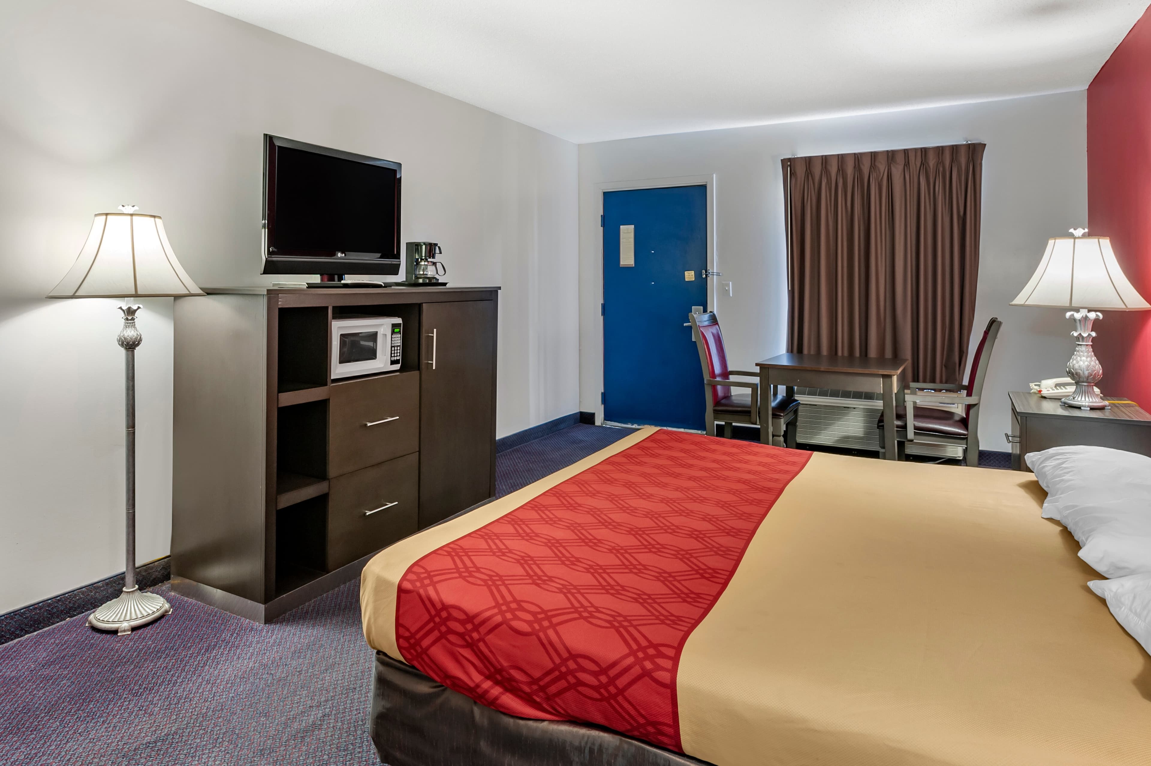 Econo Lodge Ruther Glen - Image 4