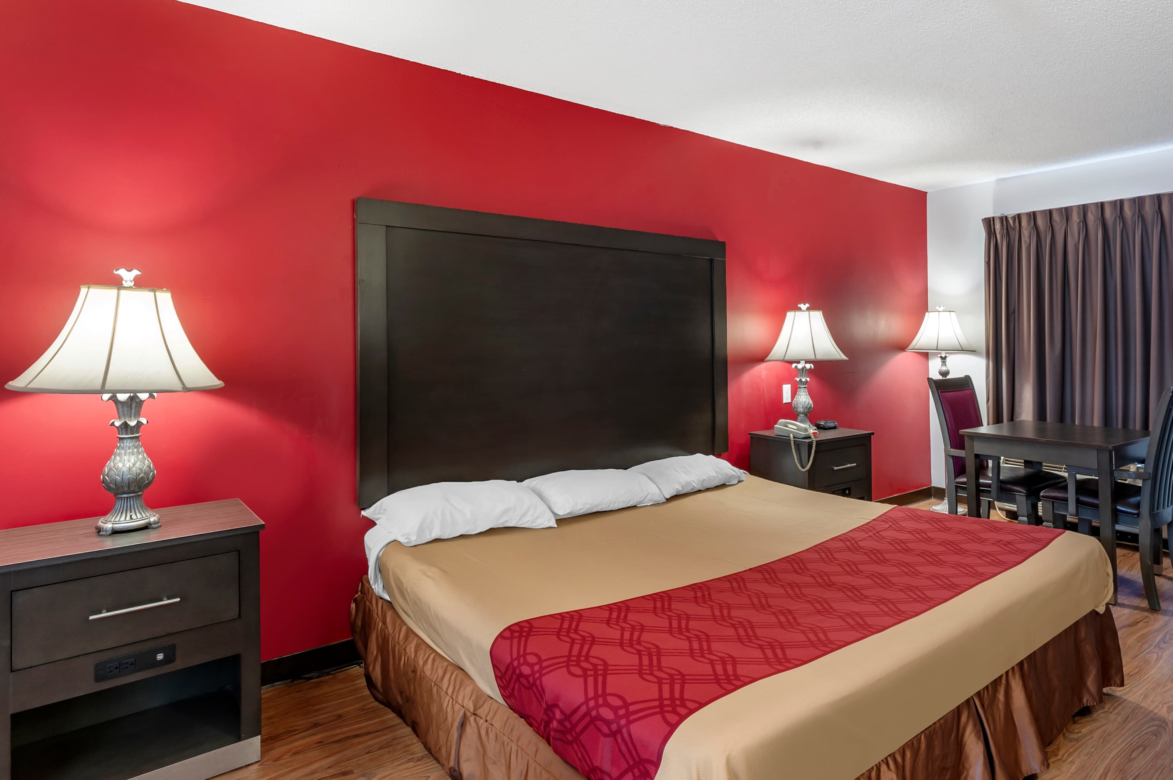 Econo Lodge Ruther Glen — 20