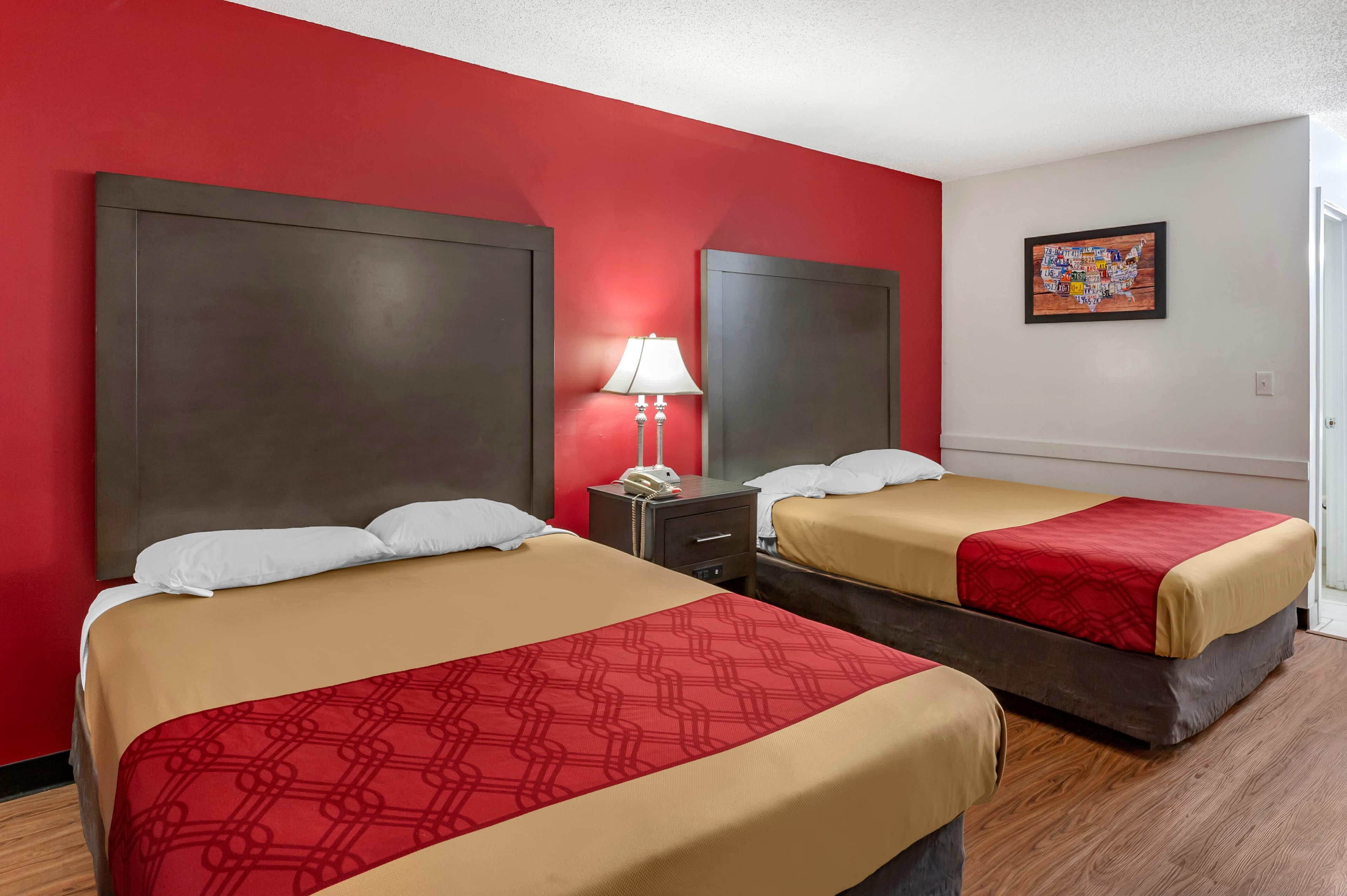 Econo Lodge Ruther Glen — 29