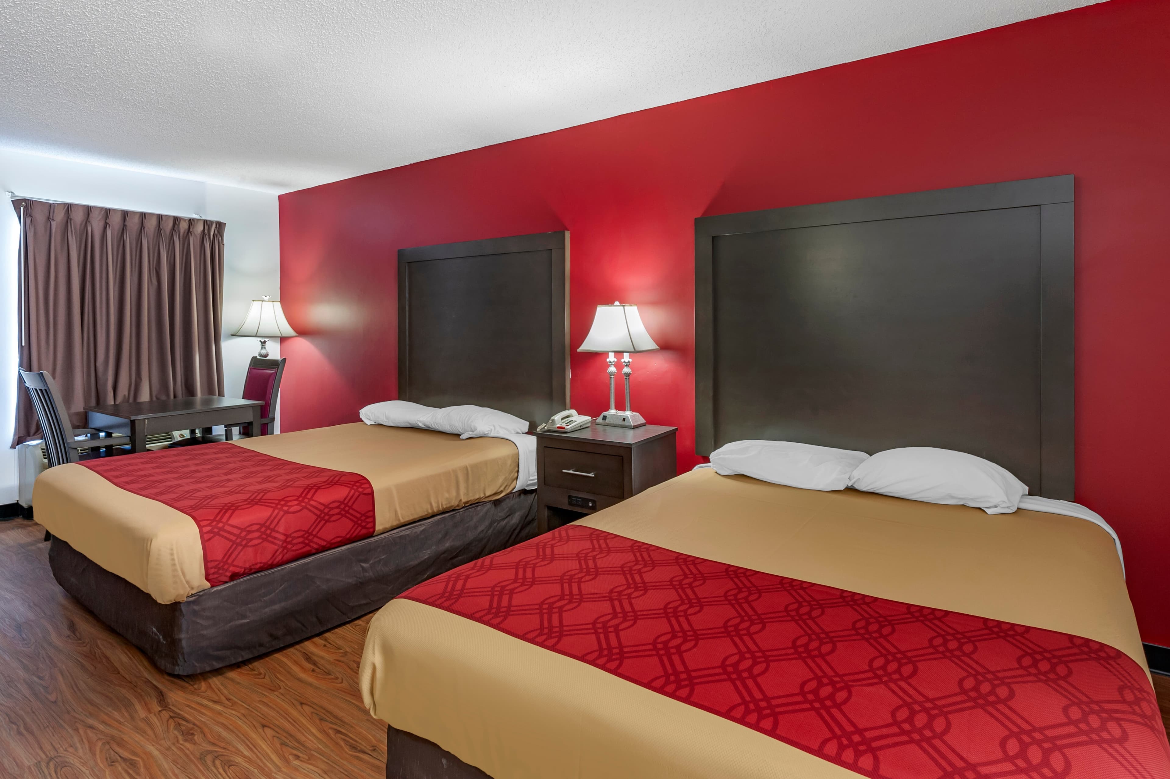 Econo Lodge Ruther Glen — 33