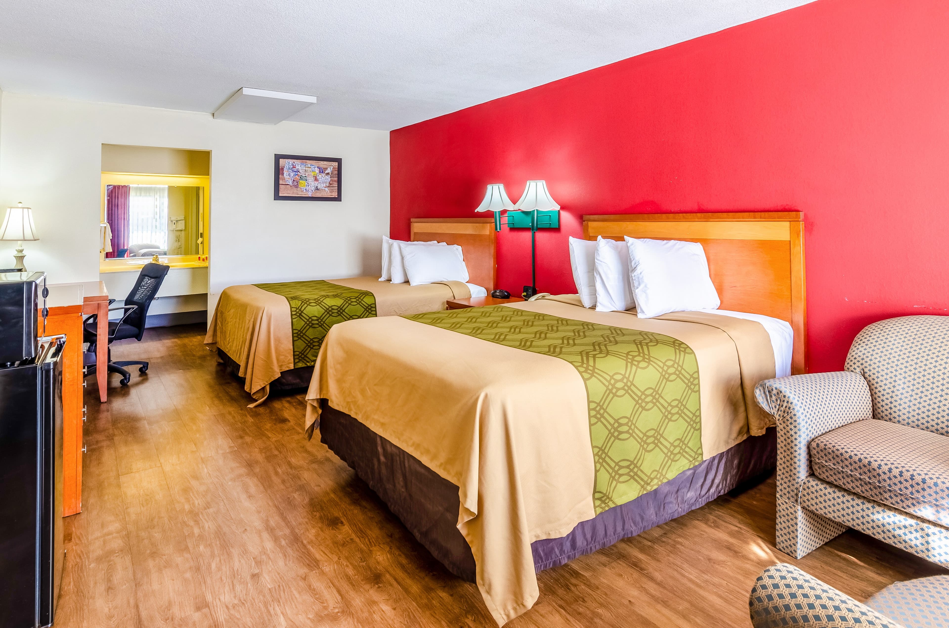 Econo Lodge Martinsville — 11