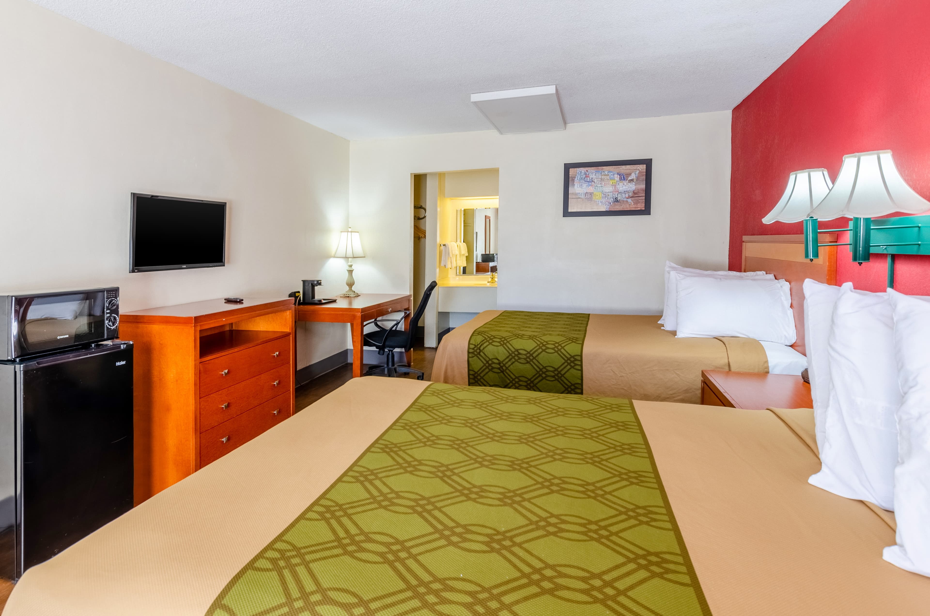 Econo Lodge Martinsville — 12