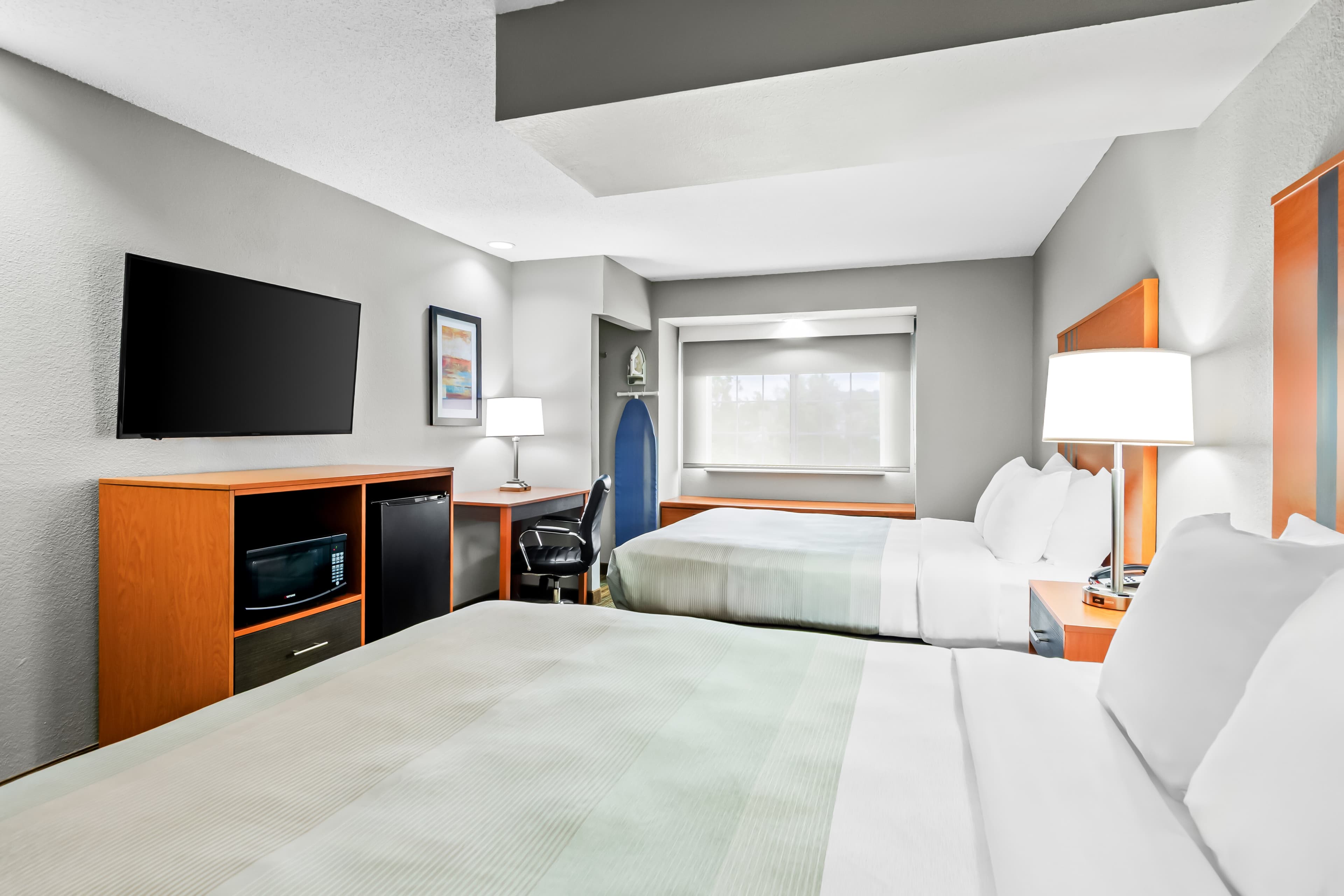 Quality Inn & Suites Bristol North — 12