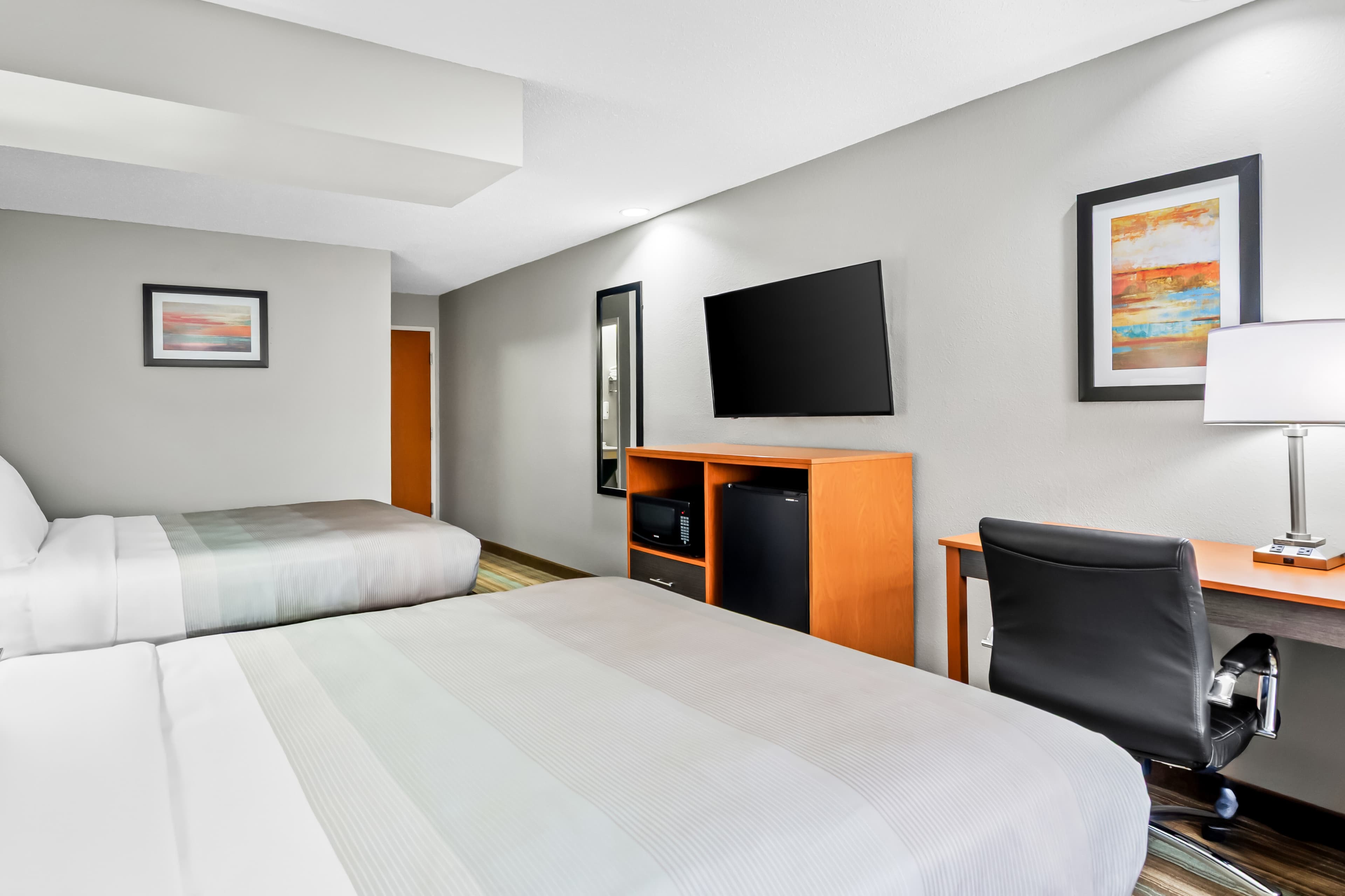 Quality Inn & Suites Bristol North — 13