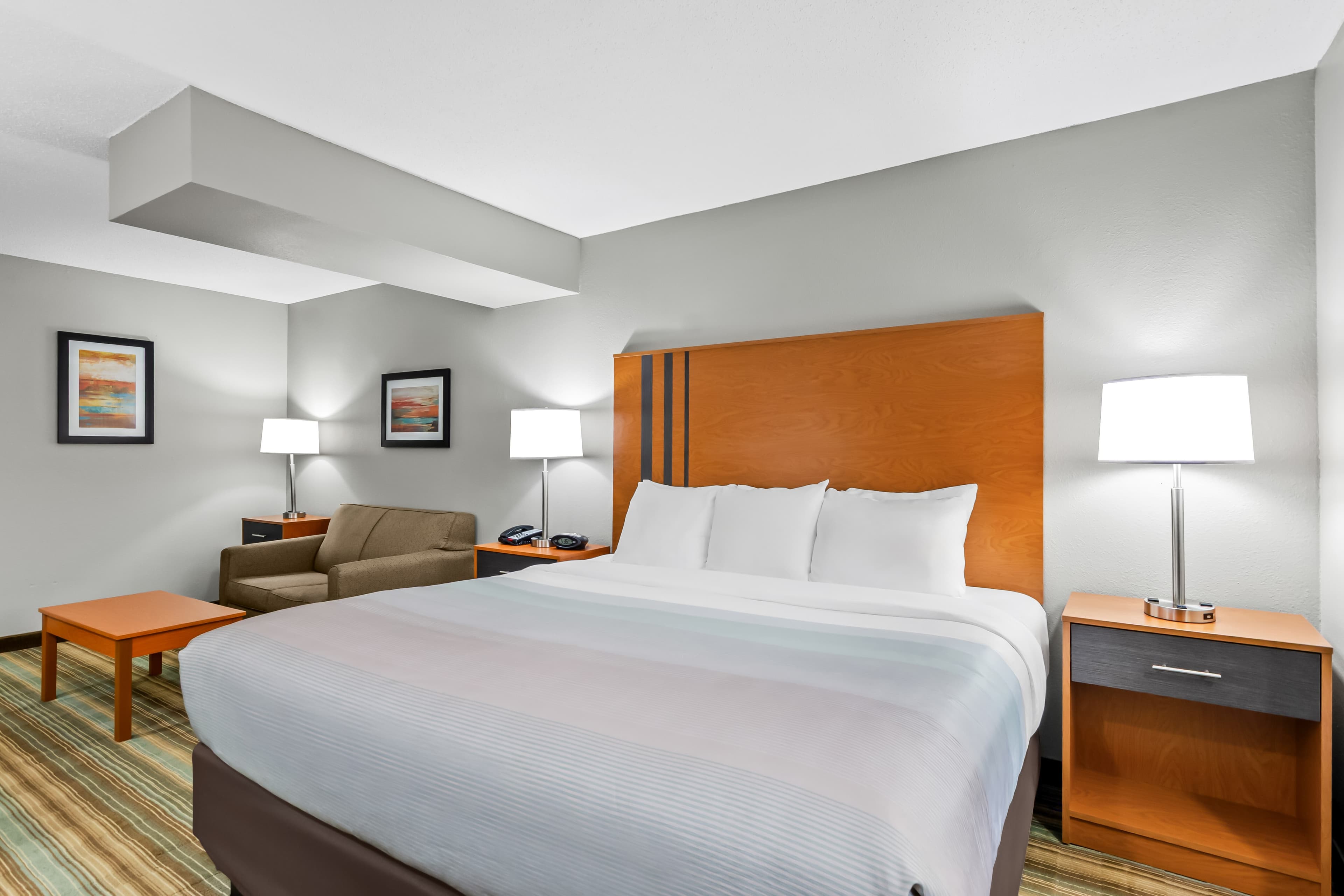 Quality Inn & Suites Bristol North — 16