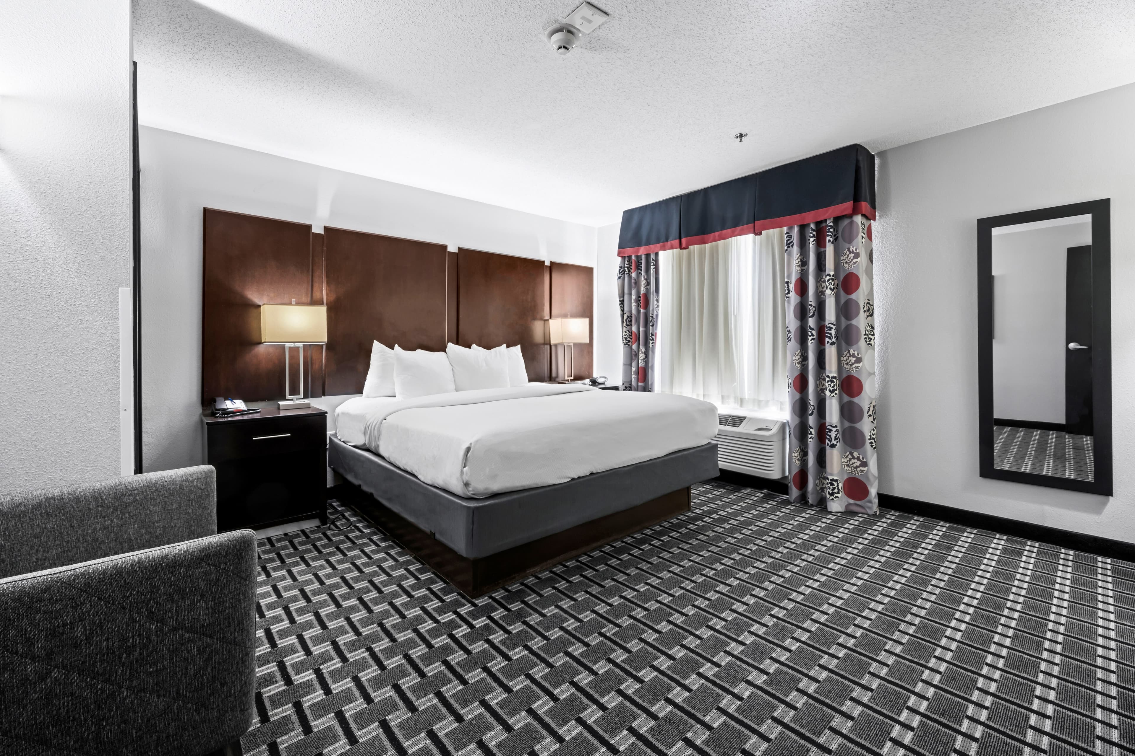 Comfort Suites Williamsburg Historic Area - Image 2